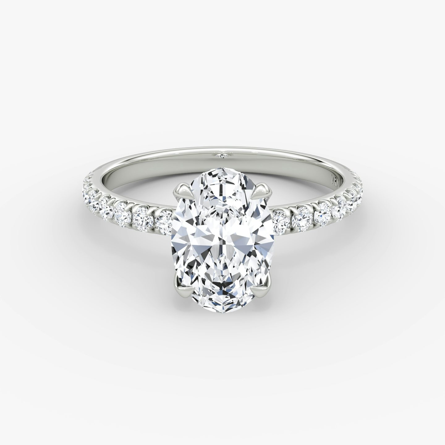 Anillo de compromiso Classic | Oval | Platino | bandAccent: Pavé | bandWidth: large | diamondOrientation: vertical | caratWeight: other