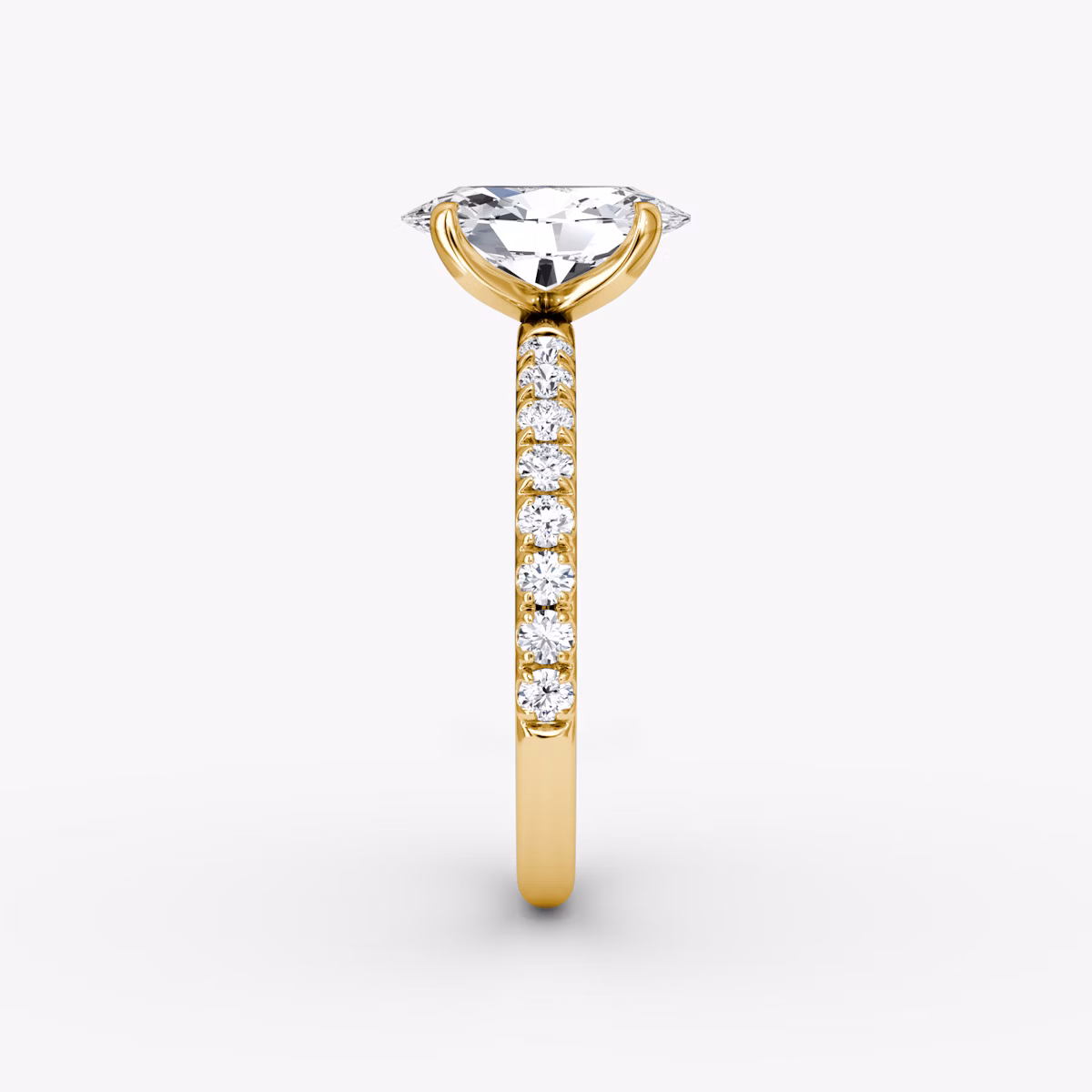 The Classic | Oval | 18k | Yellow Gold | bandAccent: Pavé | bandWidth: large | diamondOrientation: vertical | caratWeight: other