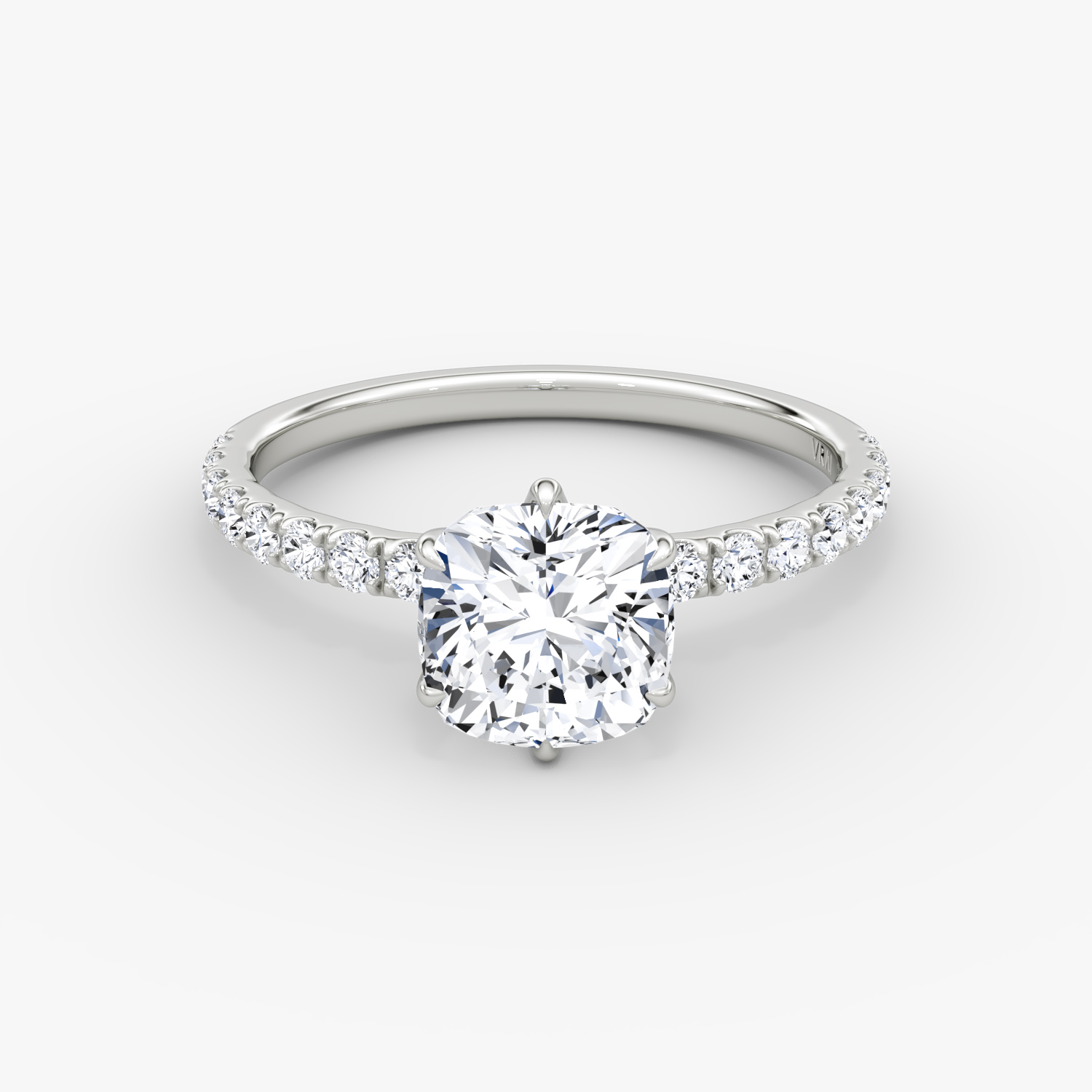 V | Cojín | 18k | Oro blanco | bandAccent: Pavé | diamondOrientation: vertical | caratWeight: other