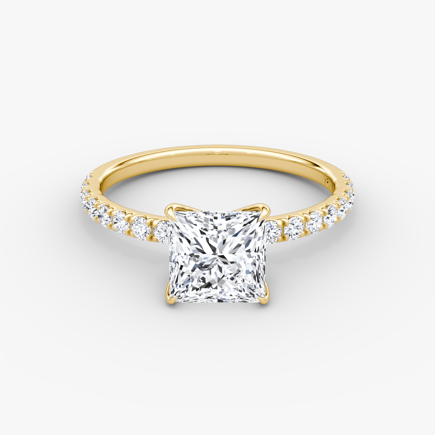 V | Princesa | 18k | Oro amarillo | bandAccent: Pavé | diamondOrientation: vertical | caratWeight: other