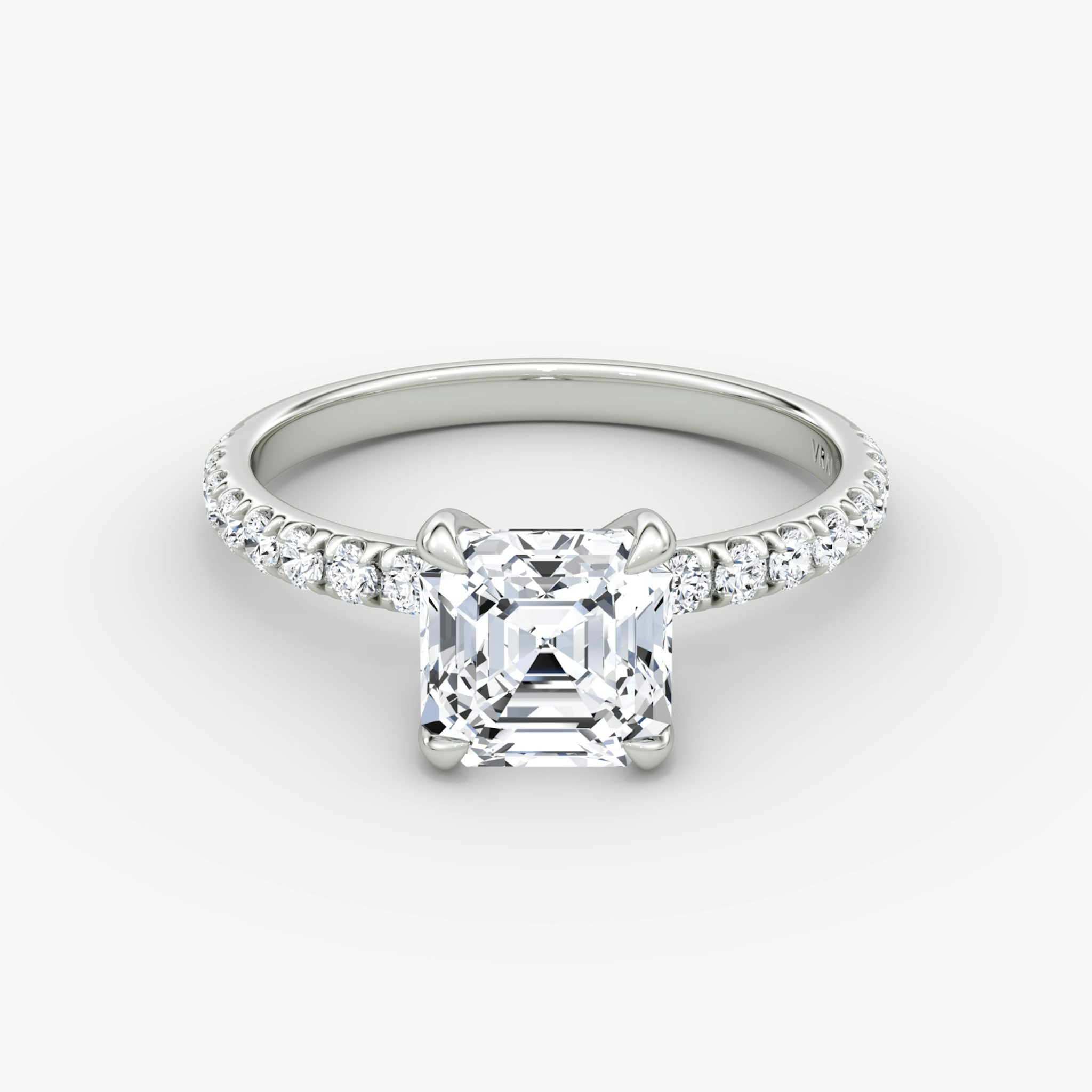 The Classic | Asscher | 18k | White Gold | bandAccent: Pavé | bandWidth: large | diamondOrientation: vertical | caratWeight: other