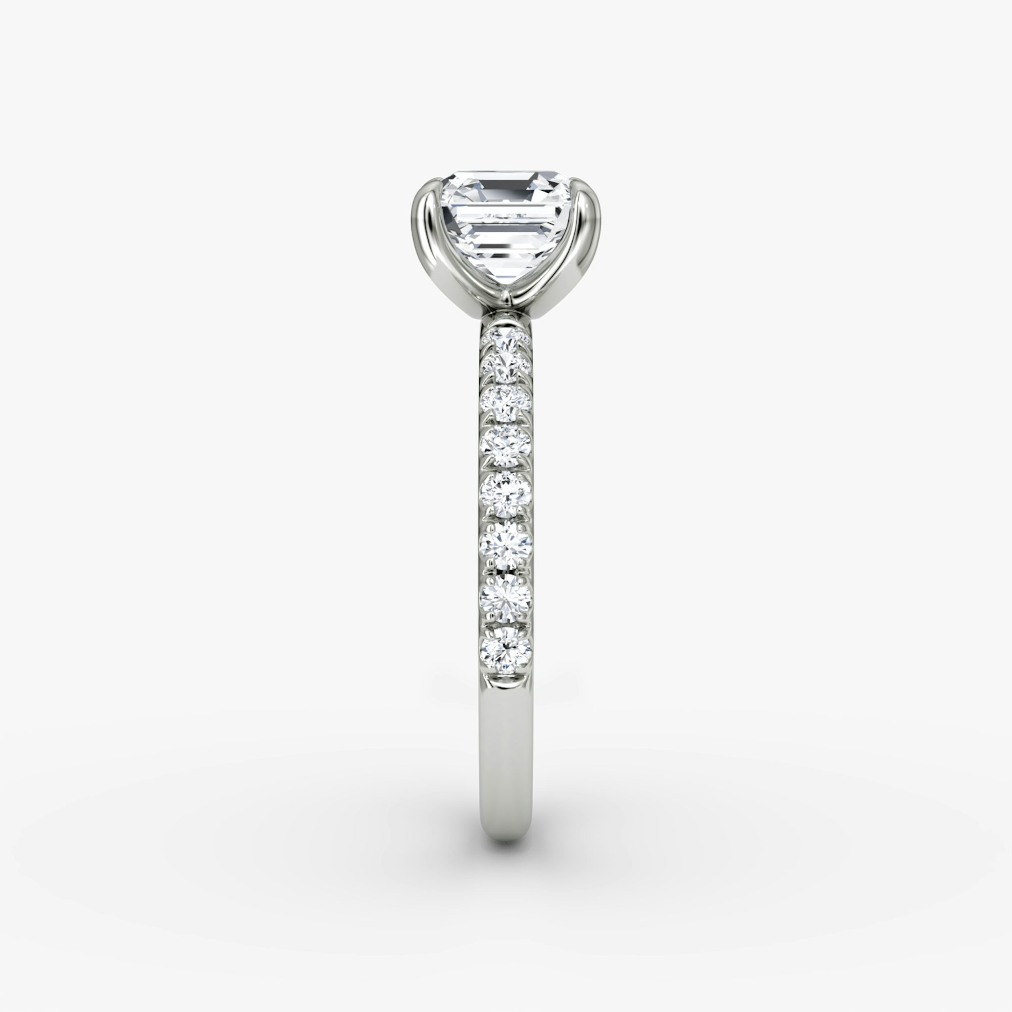The Classic | Asscher | 18k | White Gold | bandAccent: Pavé | bandWidth: large | diamondOrientation: vertical | caratWeight: other