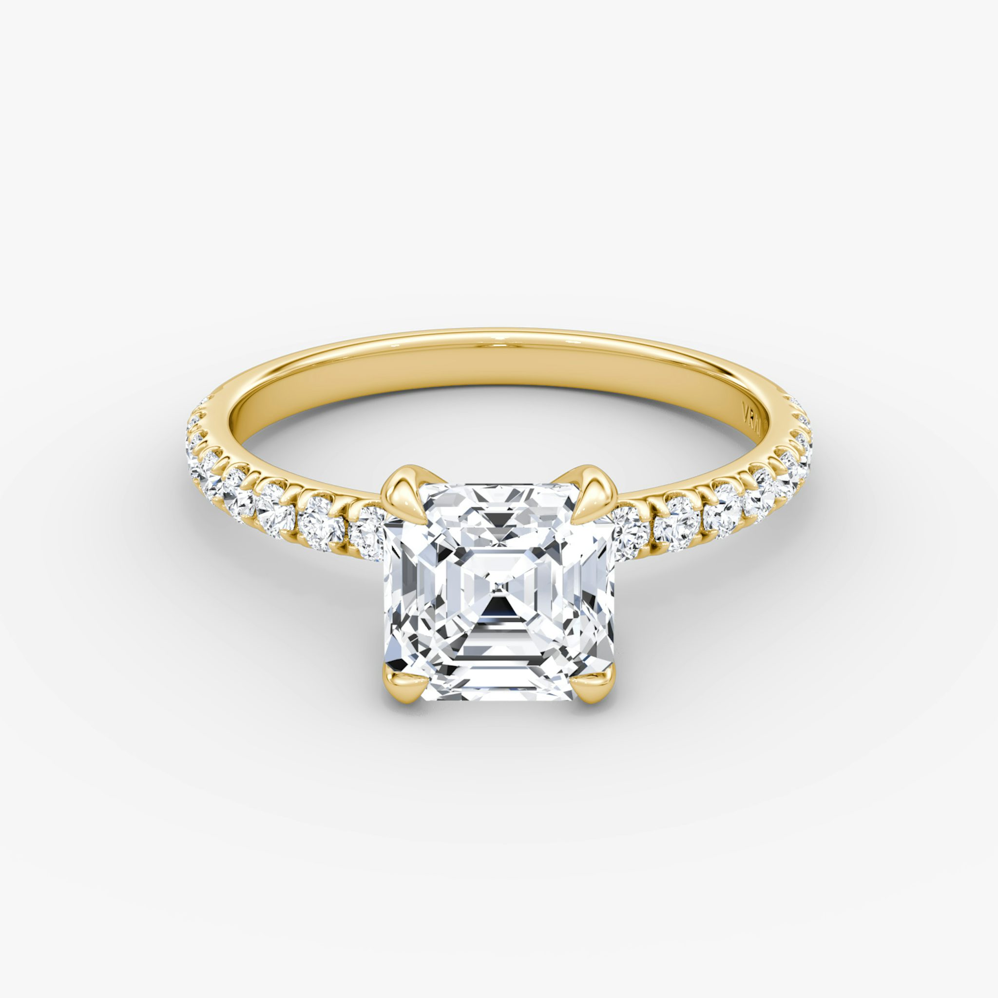 The Classic | Asscher | 18k | Yellow Gold | bandAccent: Pavé | bandWidth: large | diamondOrientation: vertical | caratWeight: other