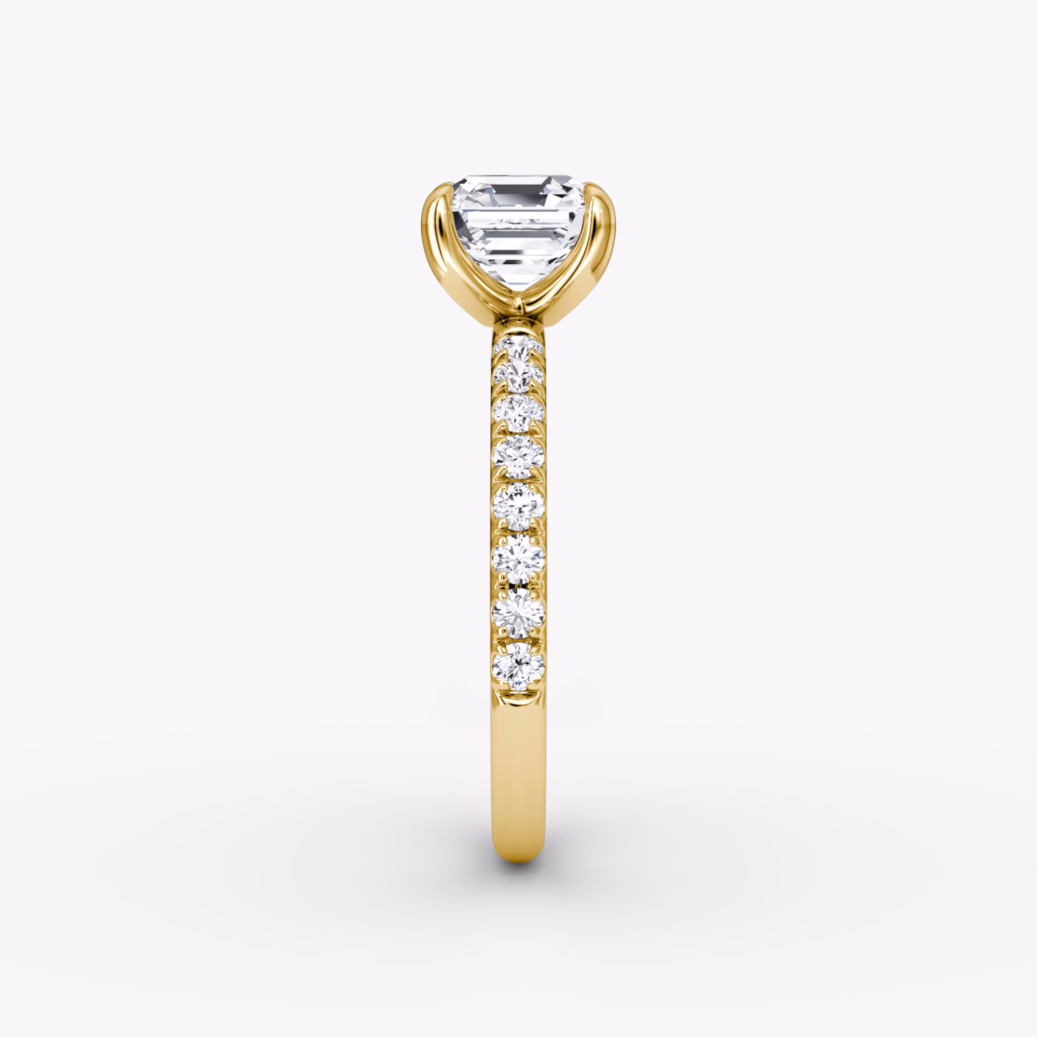 The Classic | Asscher | 18k | Yellow Gold | bandAccent: Pavé | bandWidth: large | diamondOrientation: vertical | caratWeight: other