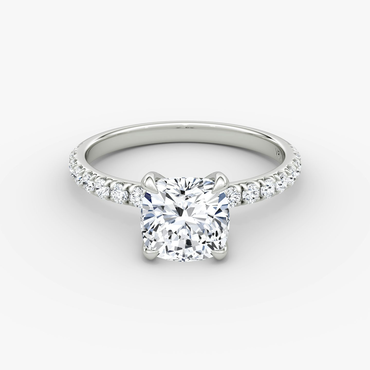 The Classic | Cushion | 18k | White Gold | bandAccent: Pavé | bandWidth: large | diamondOrientation: vertical | caratWeight: other