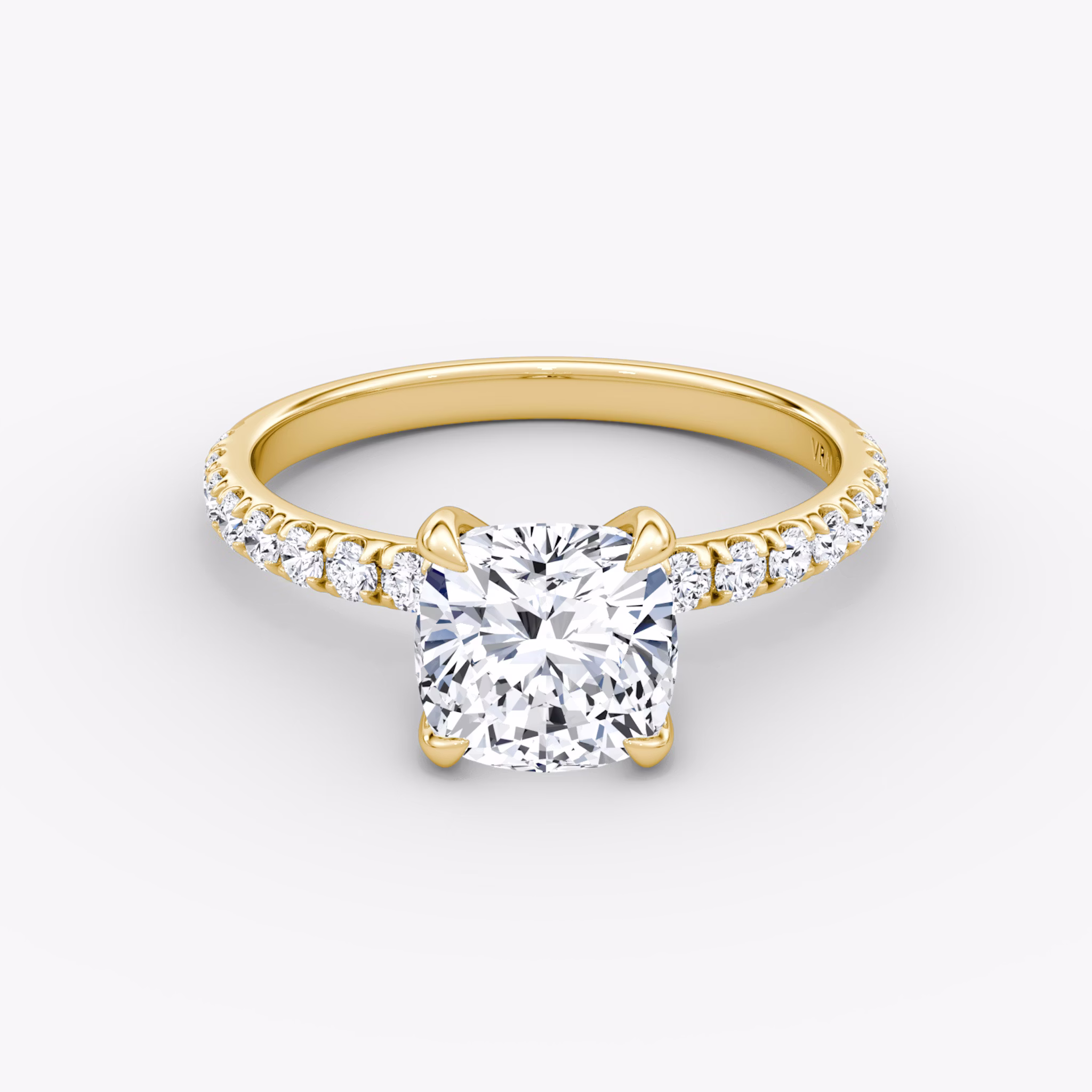 The Classic | Cushion | 18k | Yellow Gold | bandAccent: Pavé | bandWidth: large | diamondOrientation: vertical | caratWeight: other
