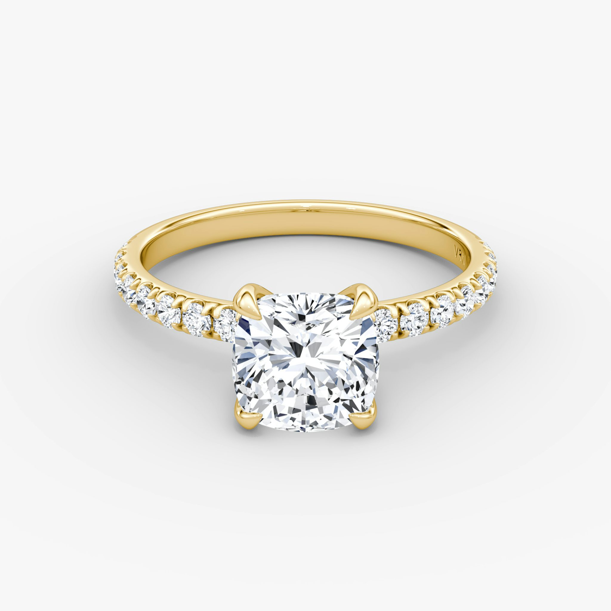 The Classic | Cushion | 18k | Yellow Gold | bandAccent: Pavé | bandWidth: large | diamondOrientation: vertical | caratWeight: other