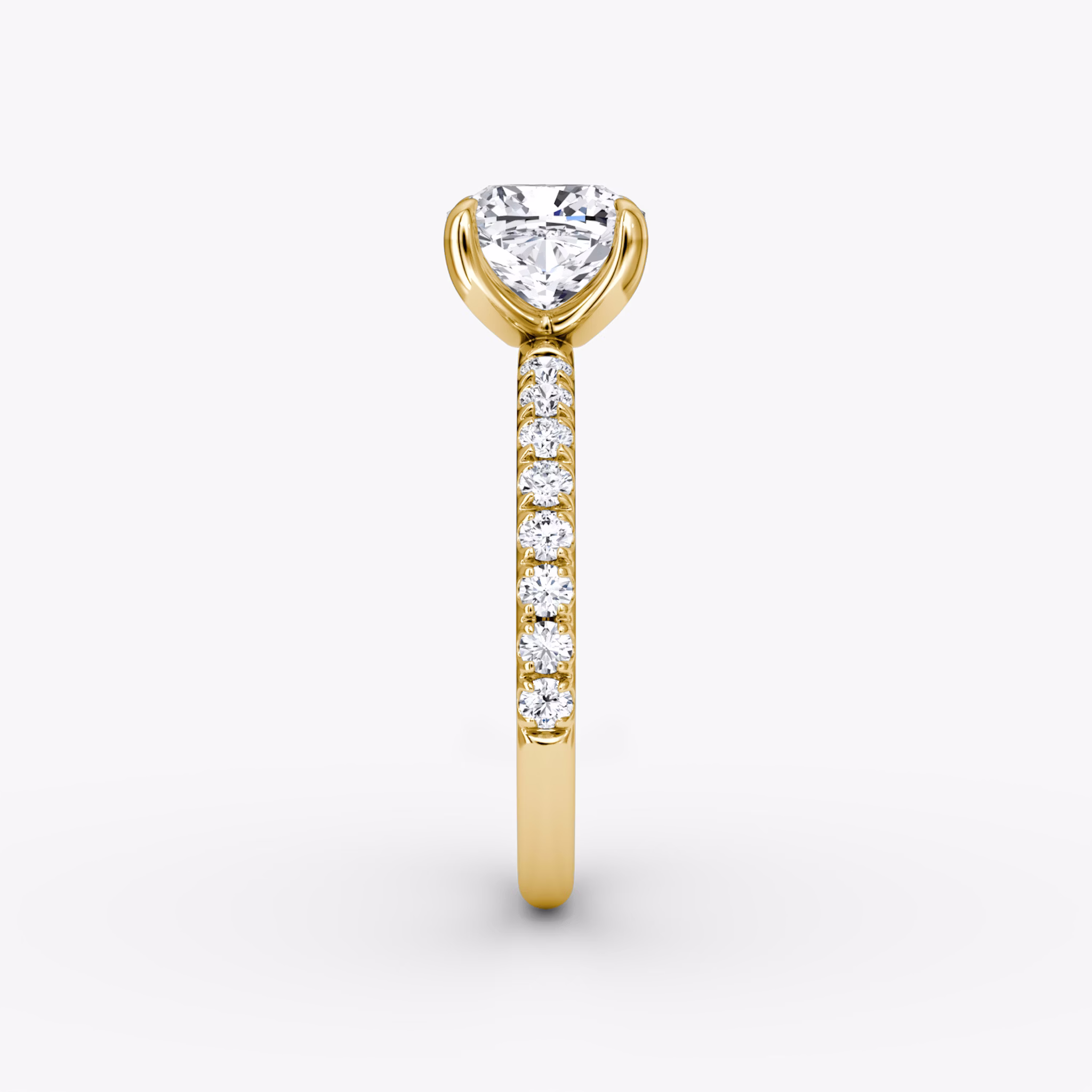 The Classic | Cushion | 18k | Yellow Gold | bandAccent: Pavé | bandWidth: large | diamondOrientation: vertical | caratWeight: other
