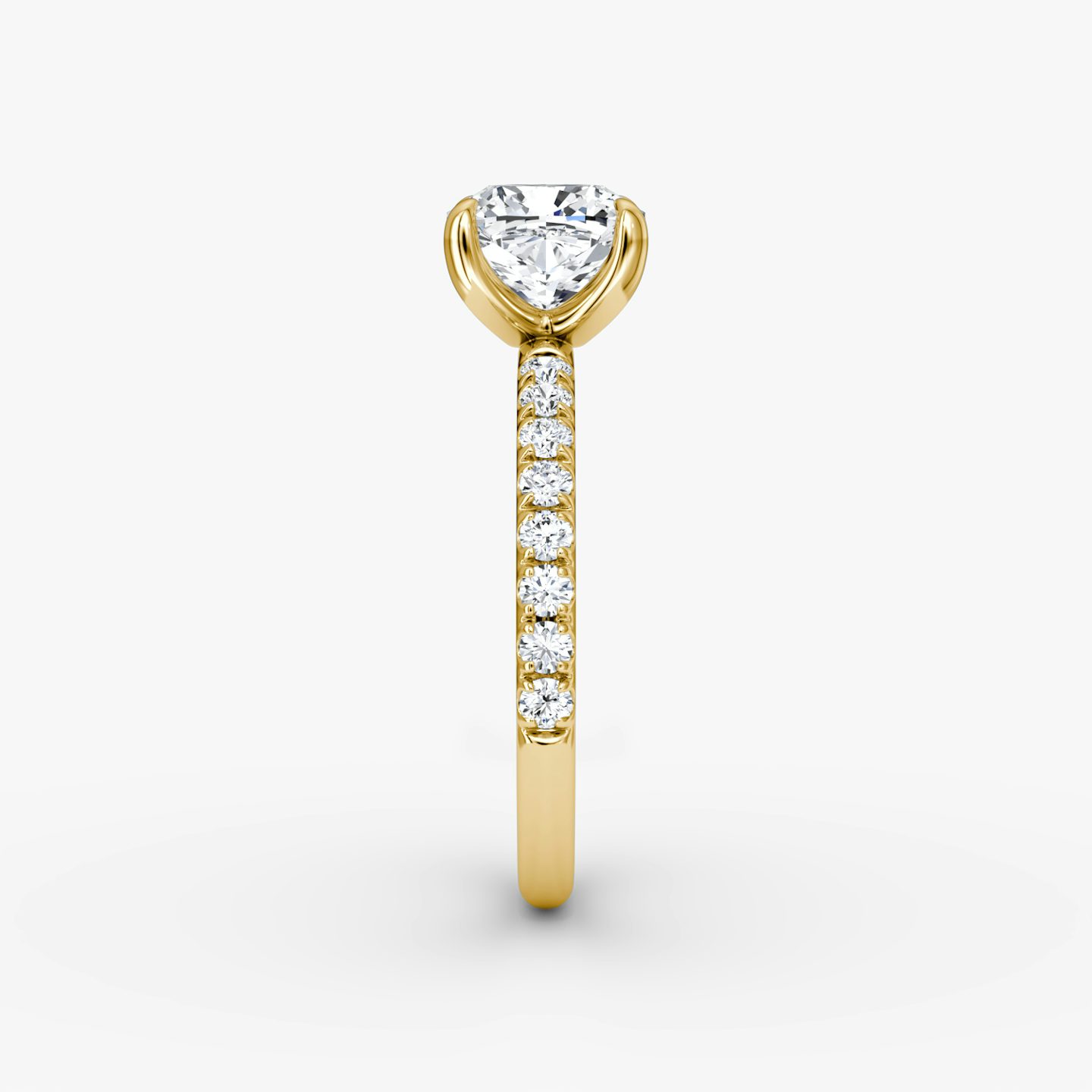 The Classic | Cushion | 18k | Yellow Gold | bandAccent: Pavé | bandWidth: large | diamondOrientation: vertical | caratWeight: other