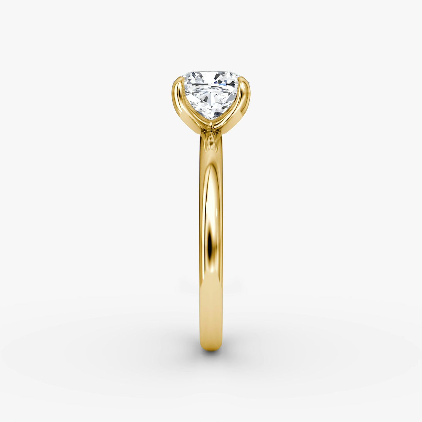The Classic | Cushion | 18k | Yellow Gold | bandAccent: Plain | bandWidth: large | diamondOrientation: vertical | caratWeight: other