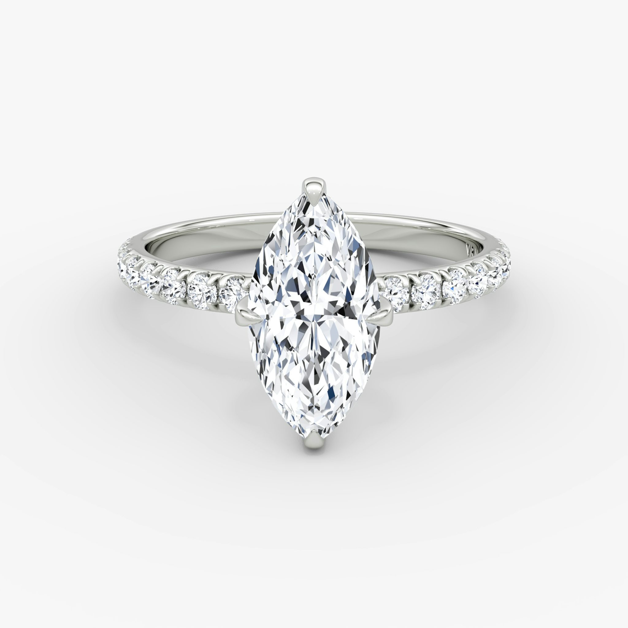 Anillo de compromiso Classic | Marquise | Platino | bandAccent: Pavé | bandWidth: large | diamondOrientation: vertical | caratWeight: other