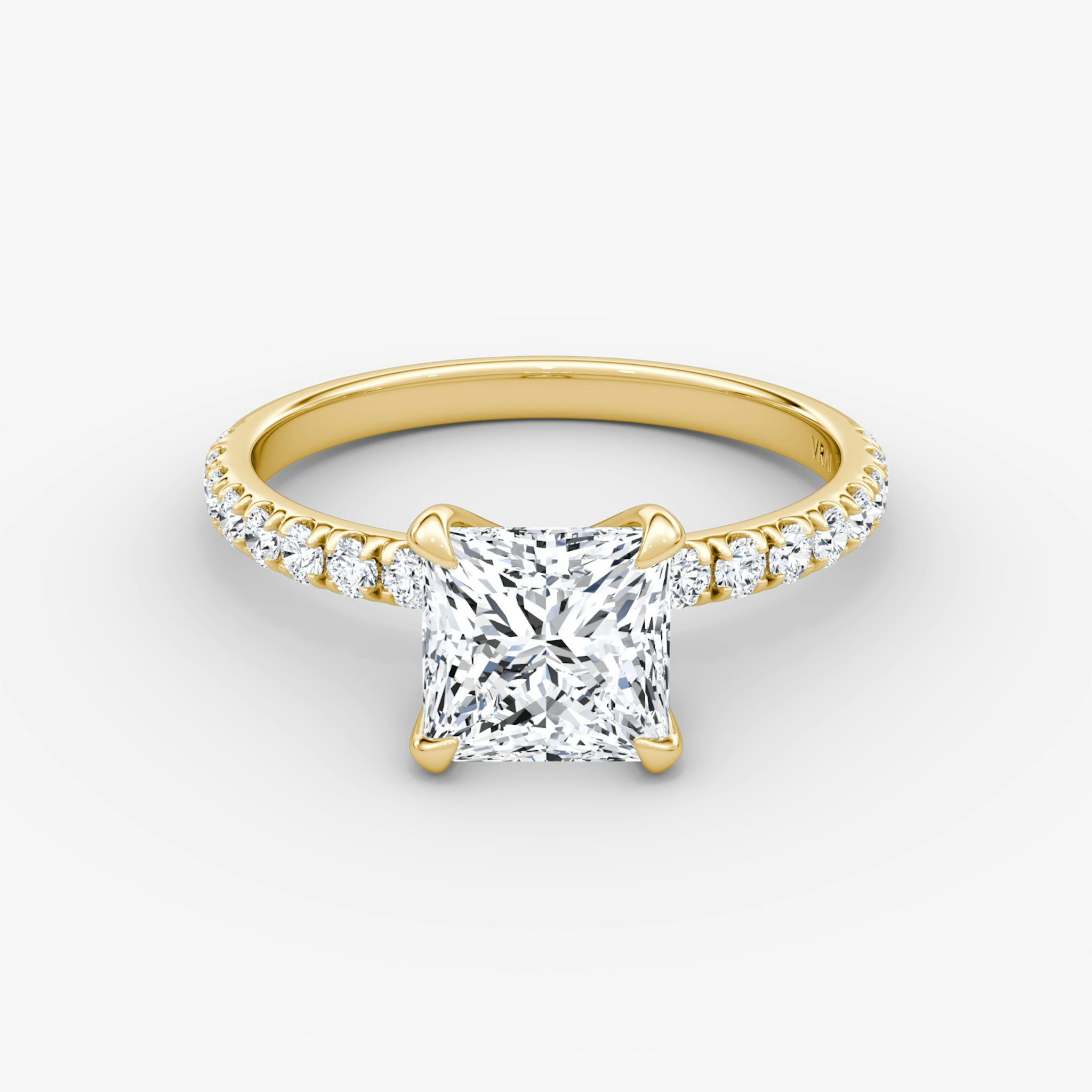 The Classic | Princess | 18k | Yellow Gold | bandAccent: Pavé | bandWidth: large | diamondOrientation: vertical | caratWeight: other