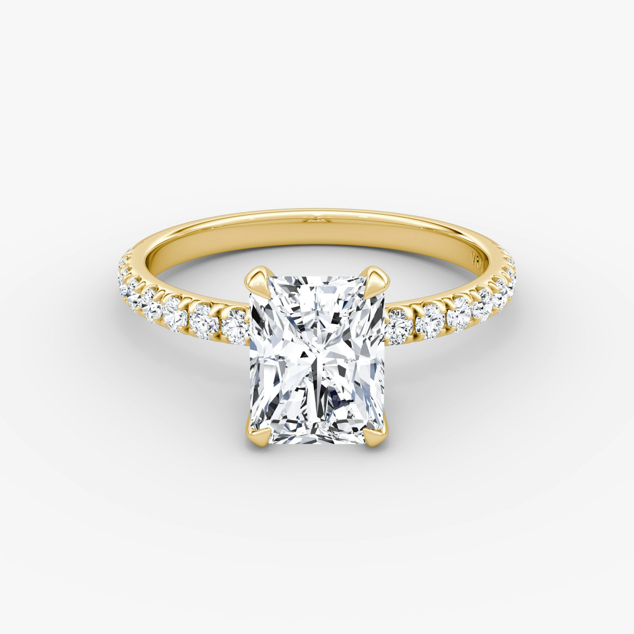 The Classic | Radiant | 18k | Yellow Gold | bandAccent: Pavé | bandWidth: large | diamondOrientation: vertical | caratWeight: other