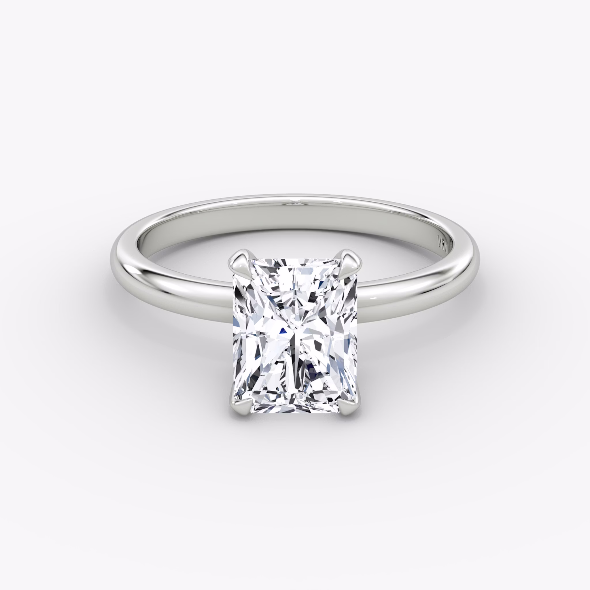 Classic | Radiant | 18k | Weißgold | bandAccent: Ohne Pavé-Besatz | bandWidth: large | diamondOrientation: vertical | caratWeight: other