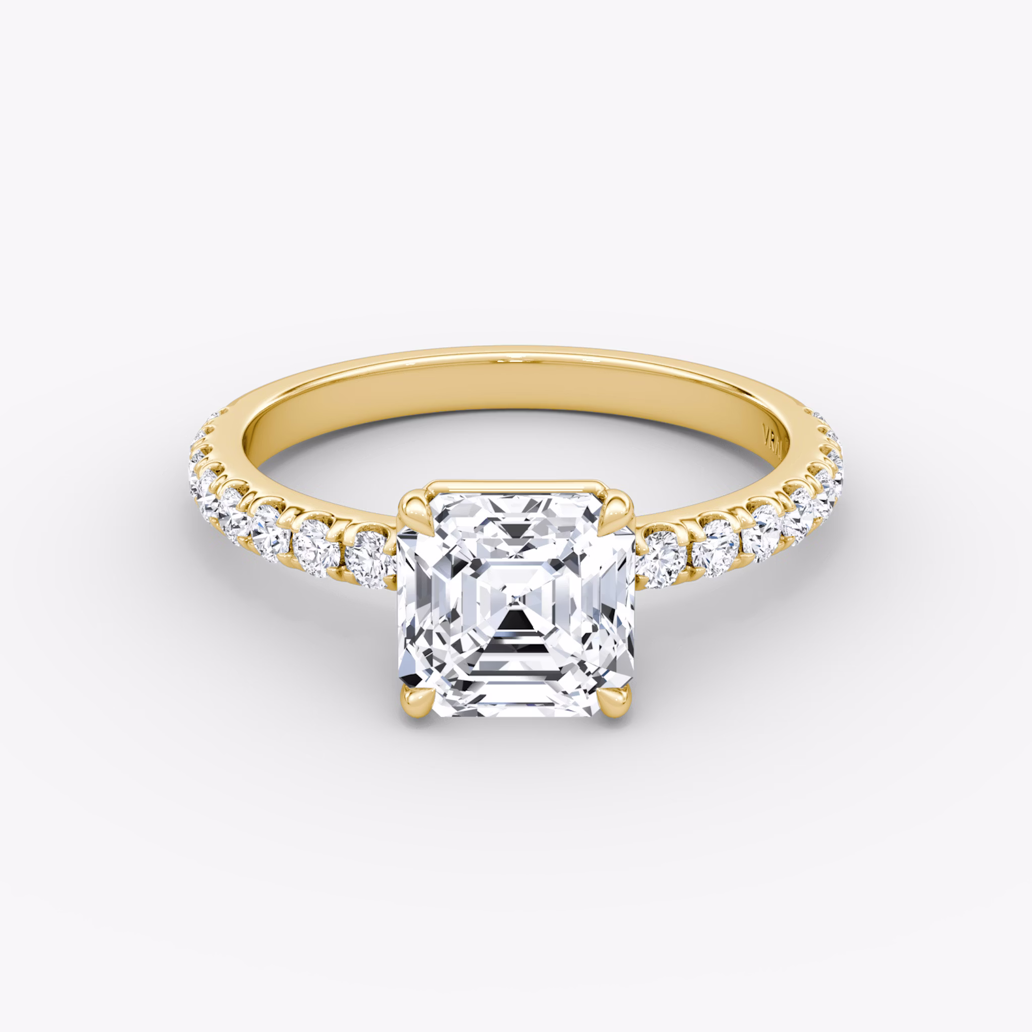 The Signature | Asscher | 18k | Yellow Gold | bandAccent: Pavé | bandWidth: large | hiddenHalo: no | diamondOrientation: vertical | caratWeight: other