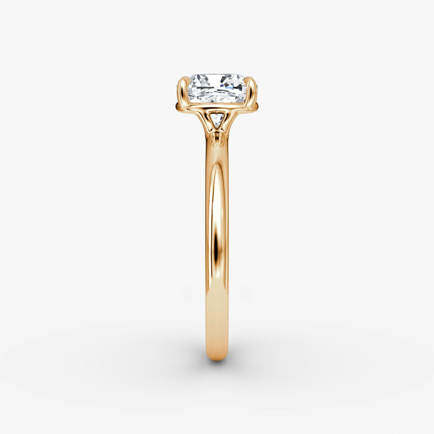 Bague de fiançailles Signature  | Coussin | 14k | Or rose | bandAccent: Simple | bandWidth: large | hiddenHalo: no | diamondOrientation: vertical | caratWeight: other