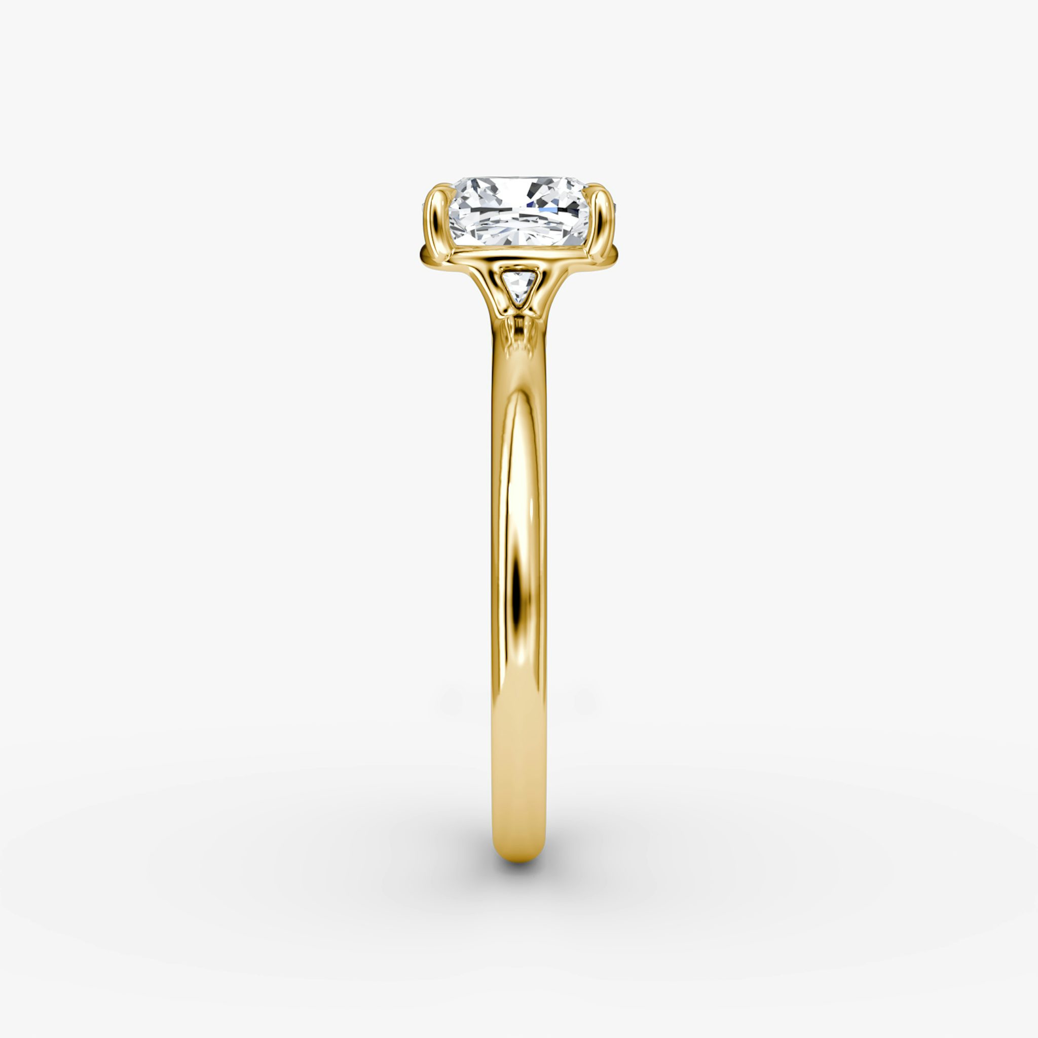 The Signature | Cushion | 18k | Yellow Gold | bandAccent: Plain | bandWidth: large | hiddenHalo: no | diamondOrientation: vertical | caratWeight: other