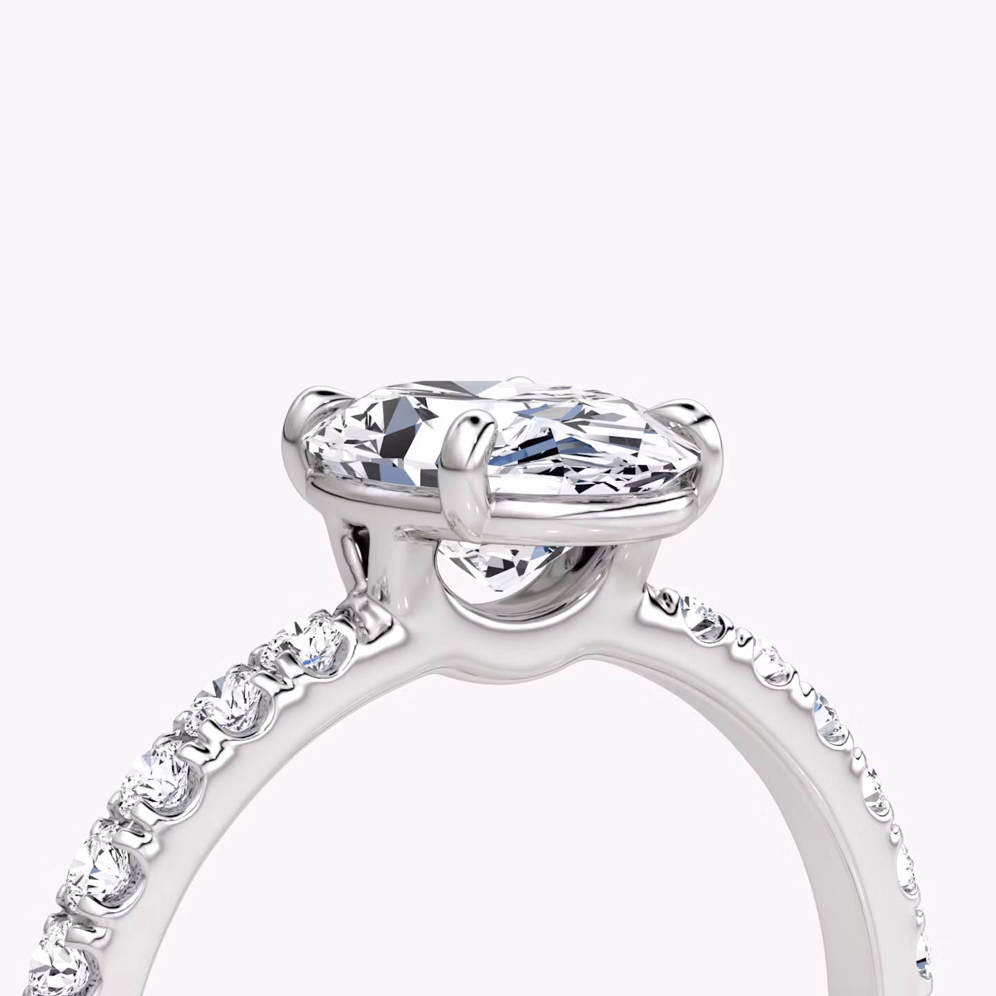 Signature | Oval | Platin | bandAccent: Mit Pavé-Besatz | bandWidth: large | hiddenHalo: no | diamondOrientation: vertical | caratWeight: other