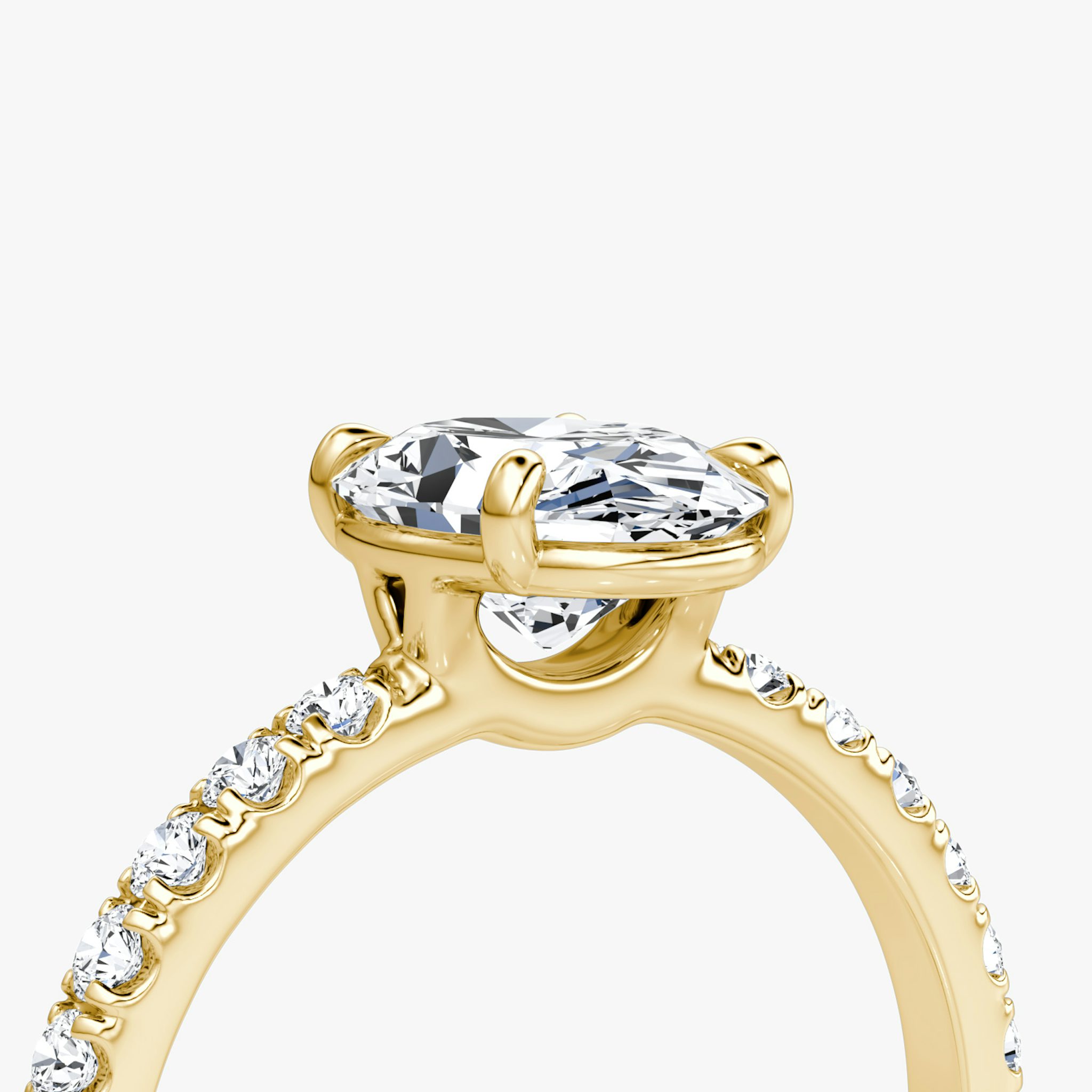 The Signature | Oval | 18k | Yellow Gold | bandAccent: Pavé | bandWidth: large | hiddenHalo: no | diamondOrientation: vertical | caratWeight: other