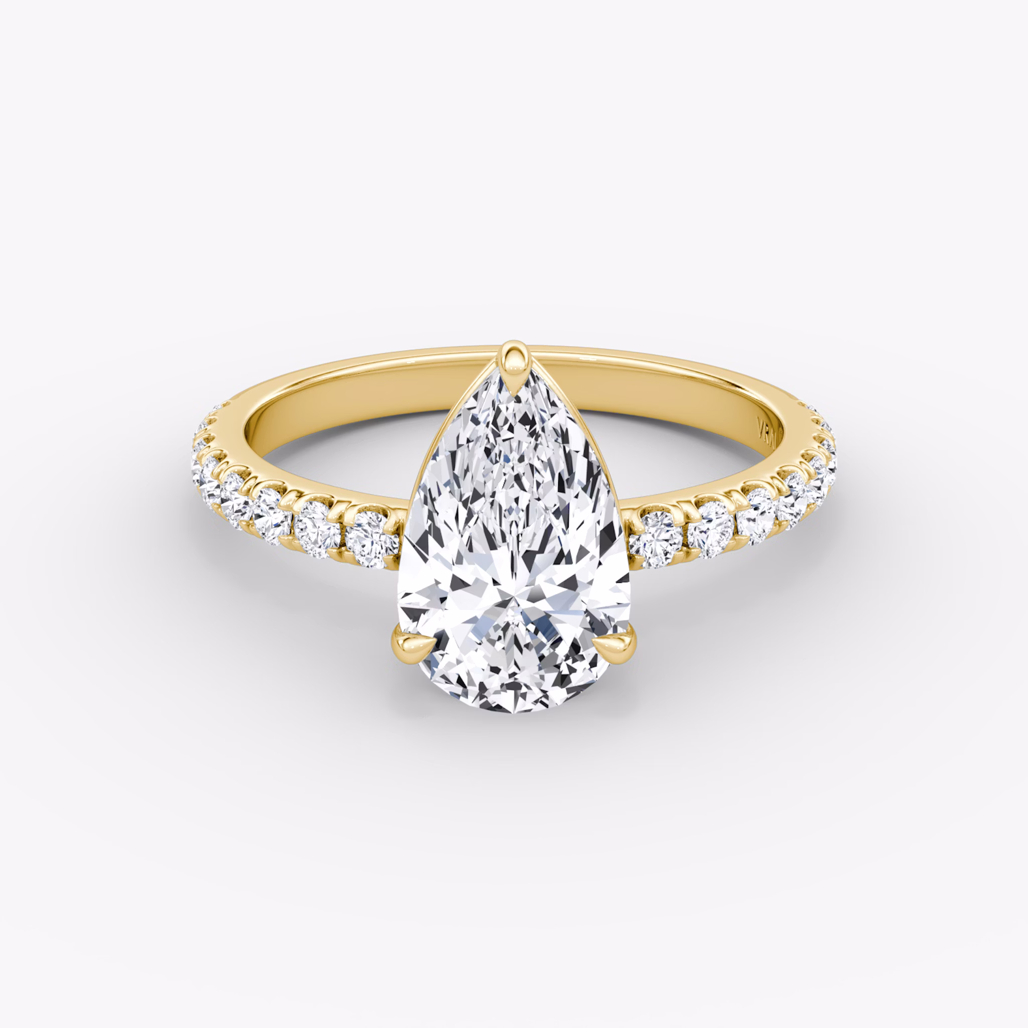 The Signature | Pear | 18k | Yellow Gold | bandAccent: Pavé | bandWidth: large | hiddenHalo: no | diamondOrientation: vertical | caratWeight: other