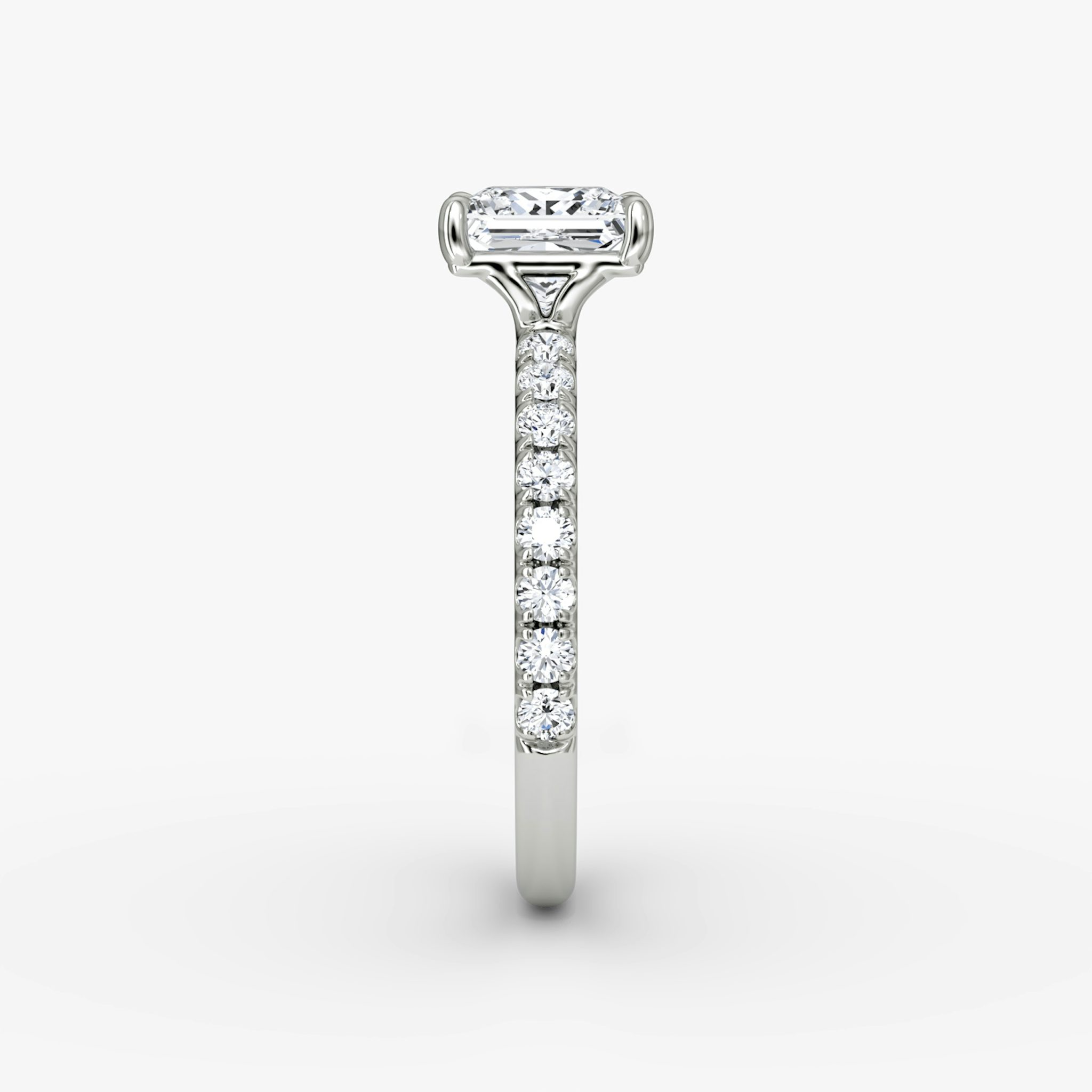The Signature | Princess | 18k | White Gold | bandAccent: Pavé | bandWidth: large | hiddenHalo: no | diamondOrientation: vertical | caratWeight: other