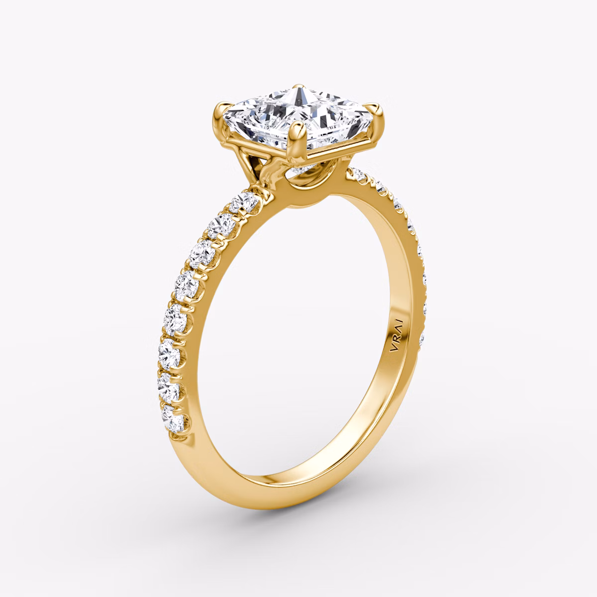 The Signature | Princess | 18k | Yellow Gold | bandAccent: Pavé | bandWidth: large | hiddenHalo: no | diamondOrientation: vertical | caratWeight: other