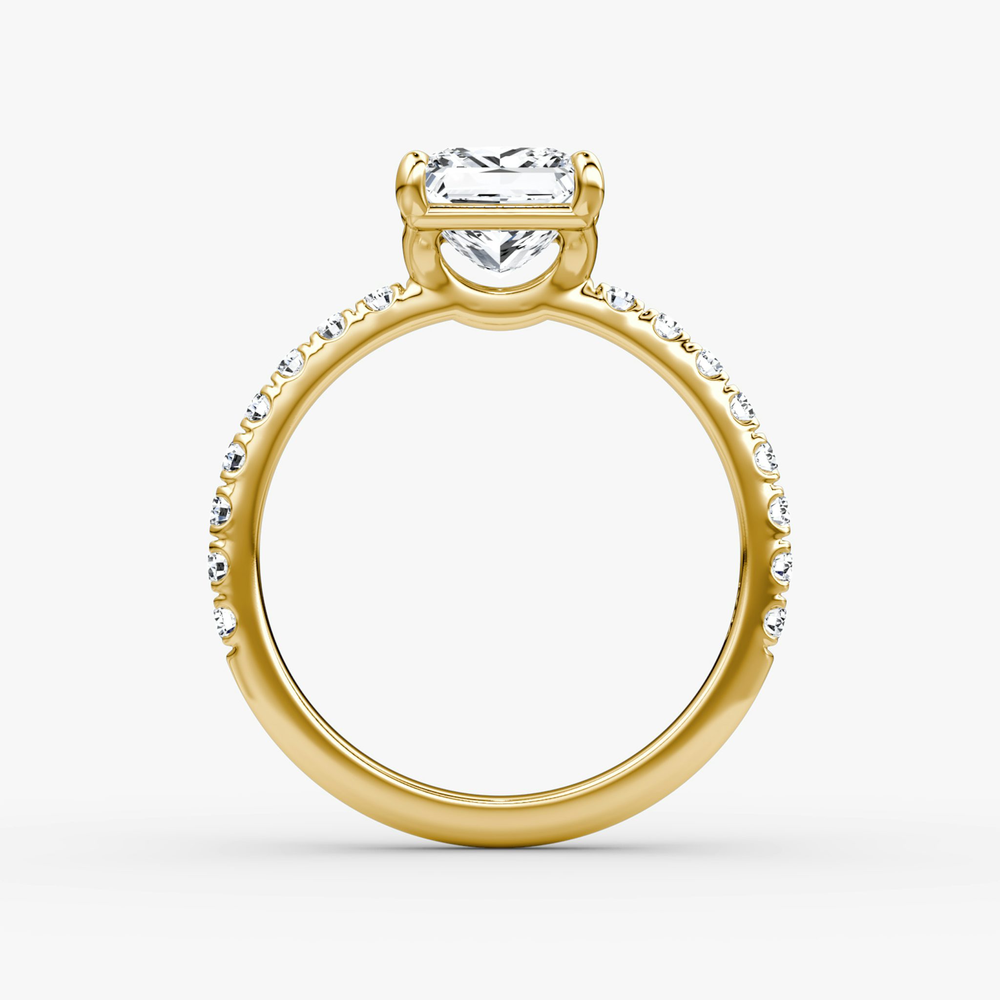 The Signature | Princess | 18k | Yellow Gold | bandAccent: Pavé | bandWidth: large | hiddenHalo: no | diamondOrientation: vertical | caratWeight: other