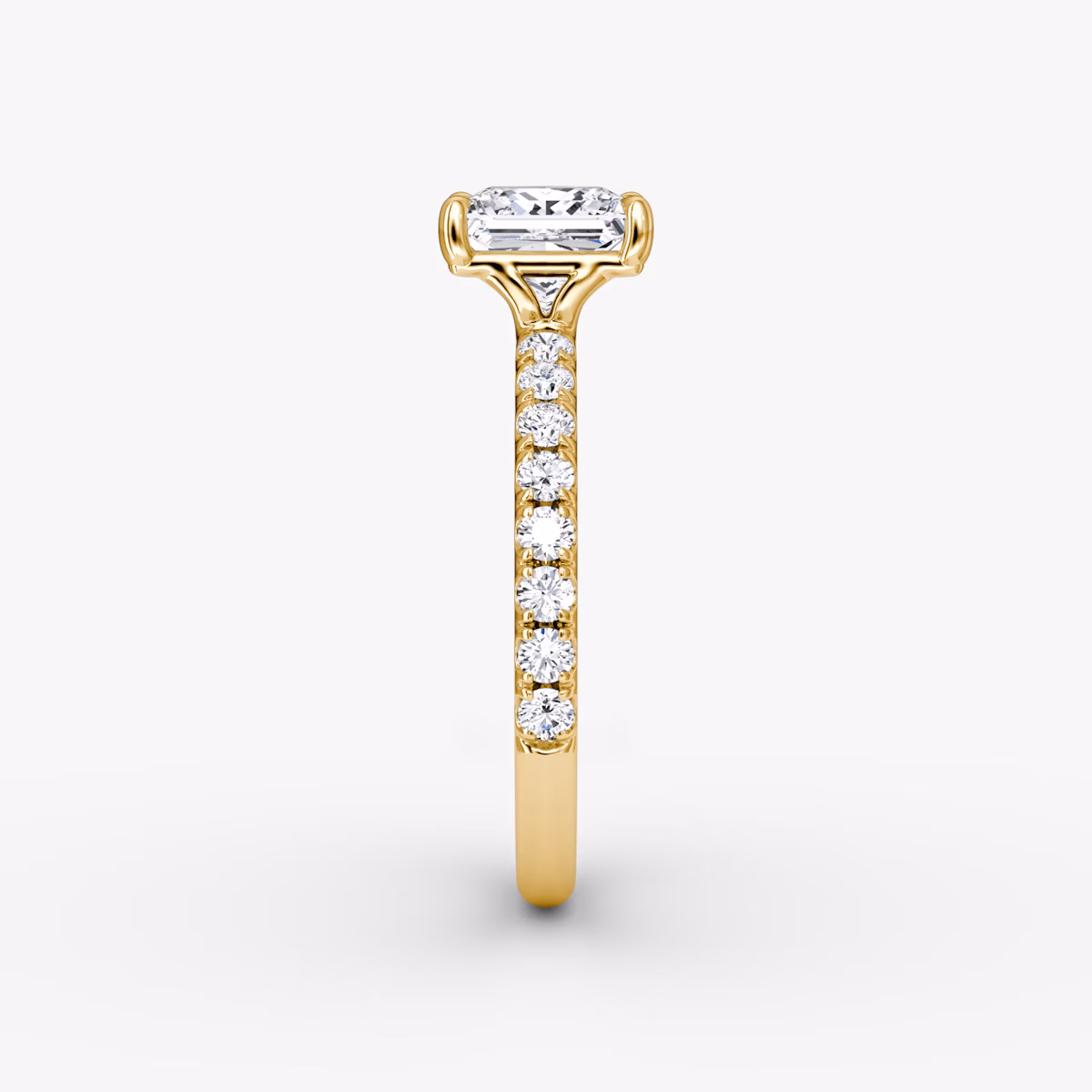 The Signature | Princess | 18k | Yellow Gold | bandAccent: Pavé | bandWidth: large | hiddenHalo: no | diamondOrientation: vertical | caratWeight: other