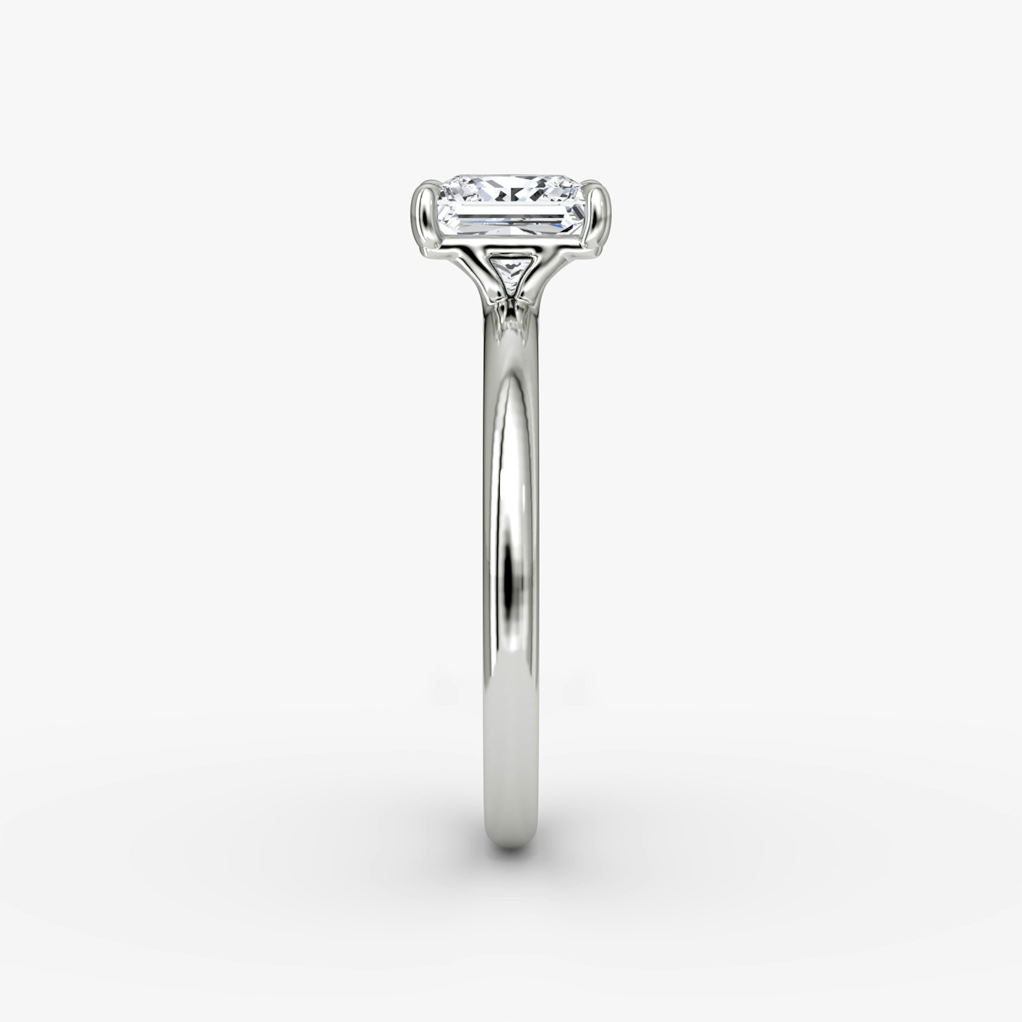 The Signature | Princess | 18k | White Gold | bandAccent: Plain | bandWidth: large | hiddenHalo: no | diamondOrientation: vertical | caratWeight: other