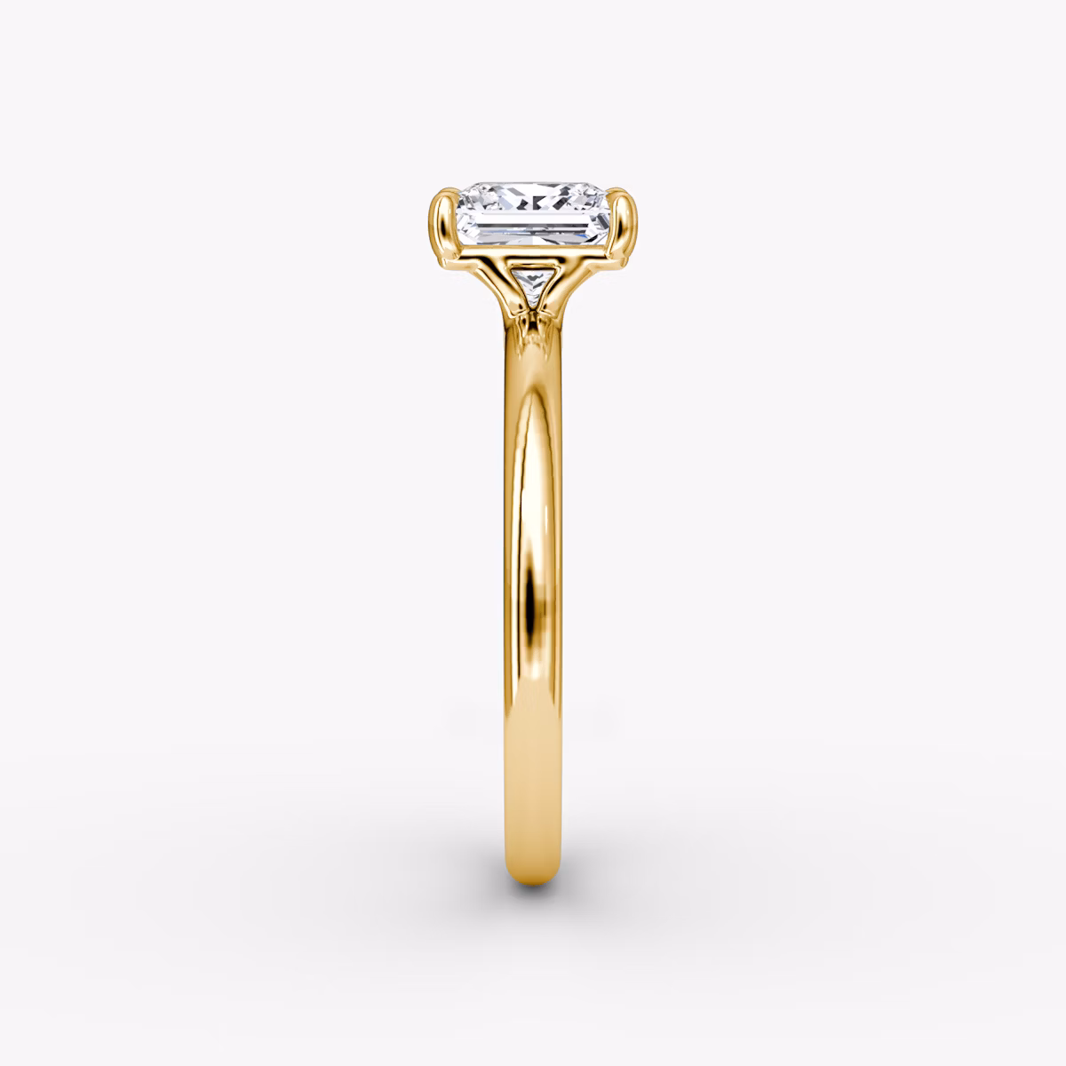 The Signature | Princess | 18k | Yellow Gold | bandAccent: Plain | bandWidth: large | hiddenHalo: no | diamondOrientation: vertical | caratWeight: other