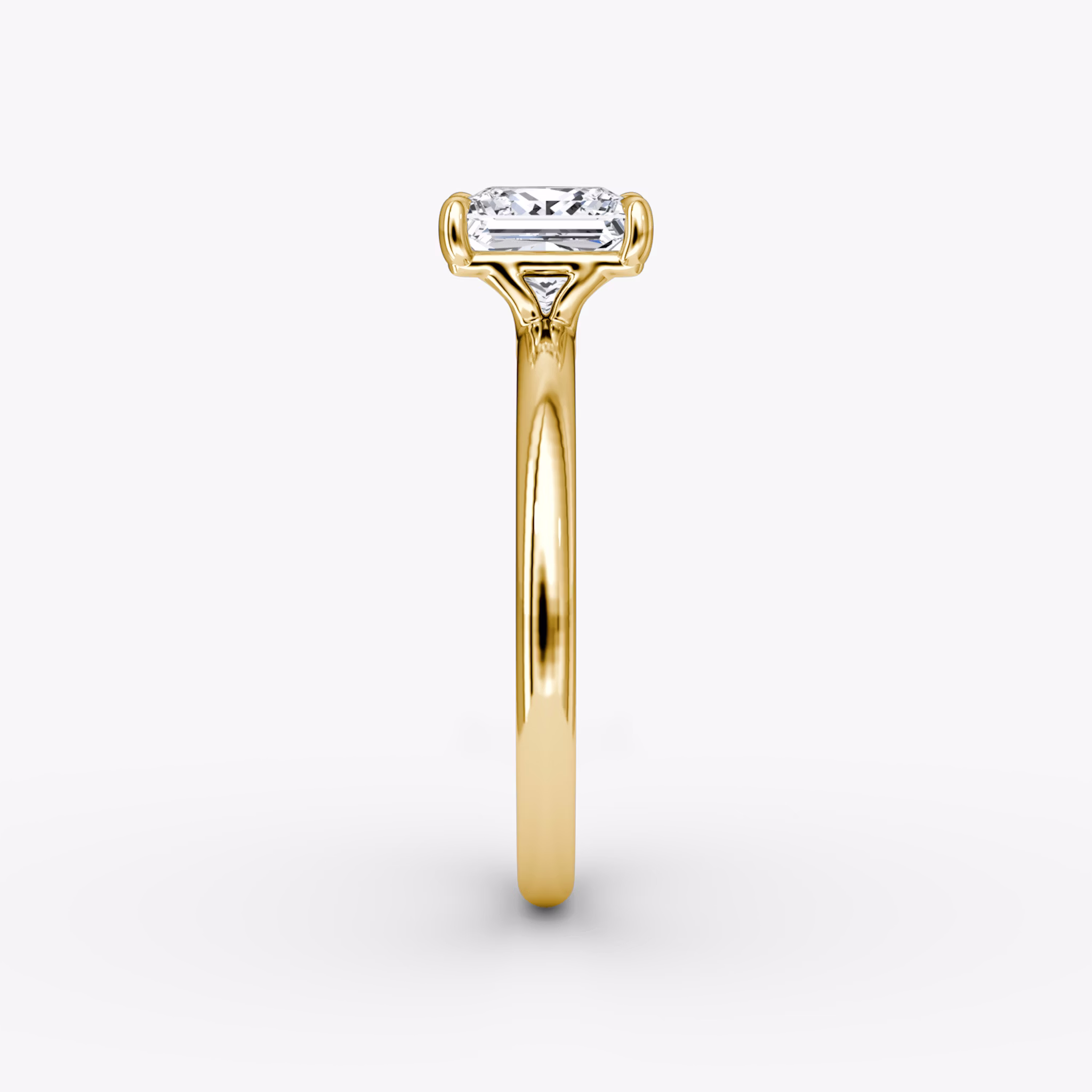 The Signature | Princess | 18k | Yellow Gold | bandAccent: Plain | bandWidth: large | hiddenHalo: no | diamondOrientation: vertical | caratWeight: other