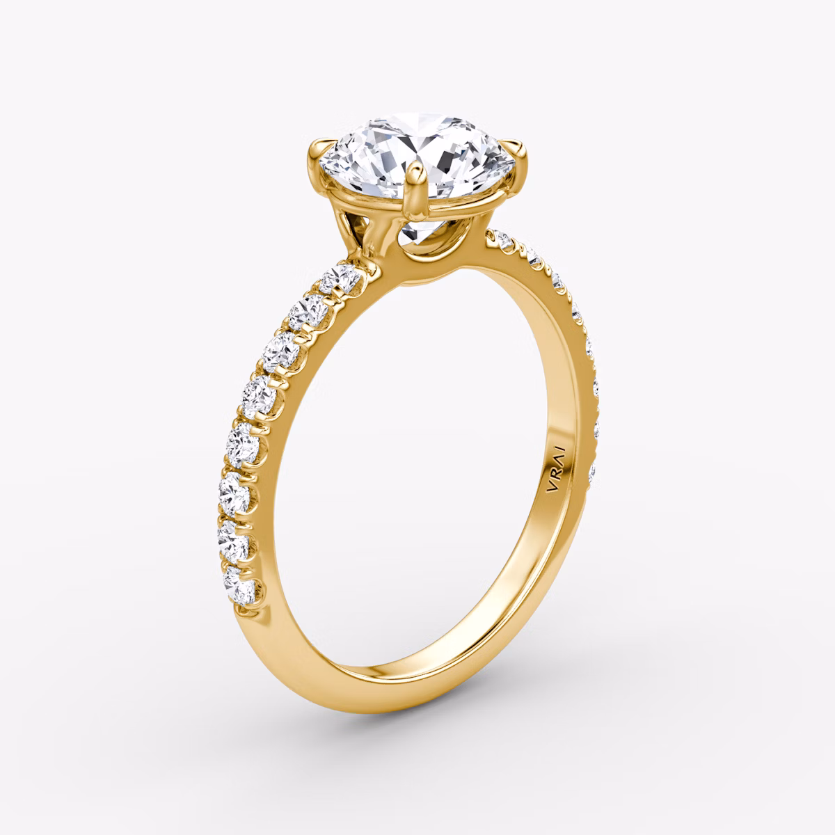 The Signature | Round Brilliant | 18k | Yellow Gold | bandAccent: Pavé | bandWidth: large | caratWeight: other | hiddenHalo: no | diamondOrientation: vertical