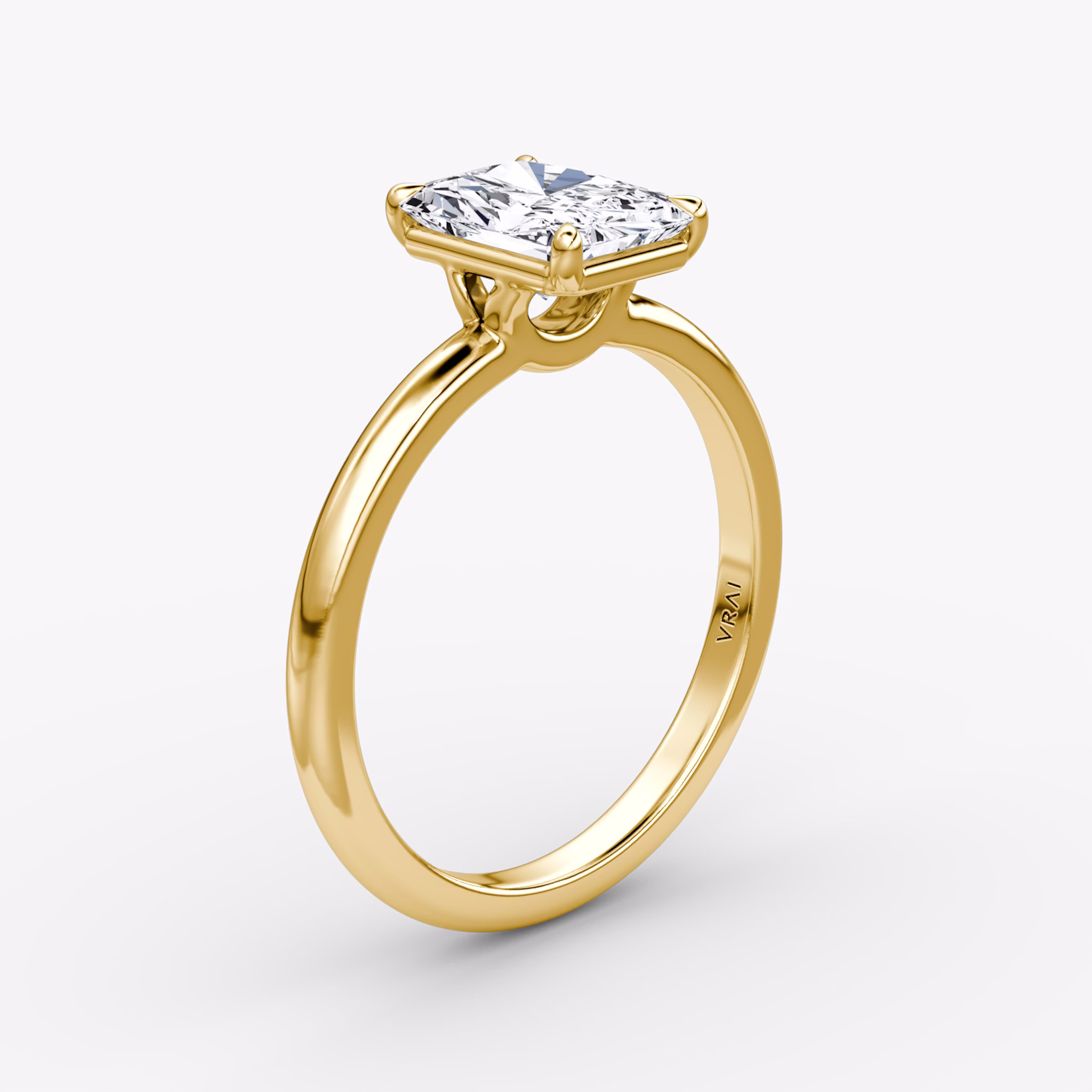 The Signature | Radiant | 18k | Yellow Gold | bandAccent: Plain | bandWidth: large | hiddenHalo: no | diamondOrientation: vertical | caratWeight: other