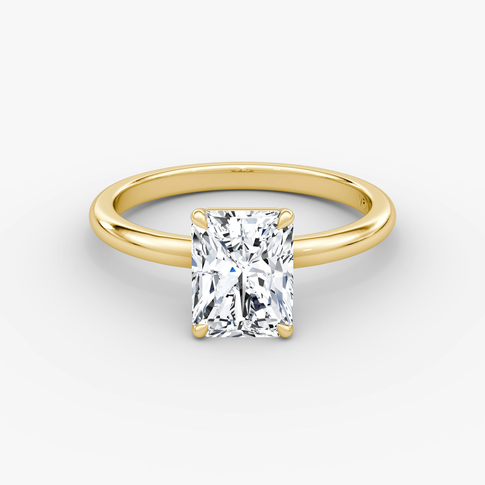 The Signature | Radiant | 18k | Yellow Gold | bandAccent: Plain | bandWidth: large | hiddenHalo: no | diamondOrientation: vertical | caratWeight: other