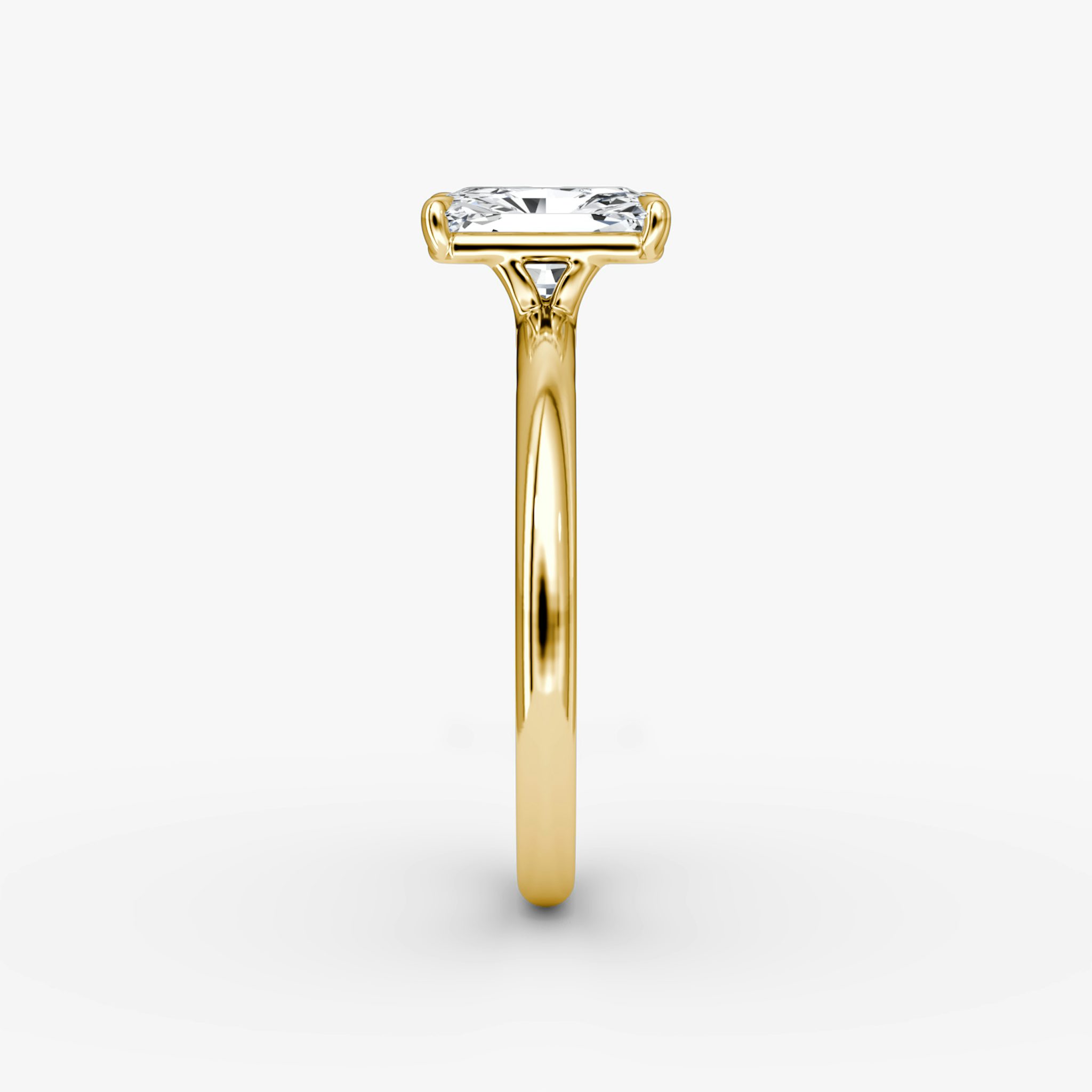 The Signature | Radiant | 18k | Yellow Gold | bandAccent: Plain | bandWidth: large | hiddenHalo: no | diamondOrientation: vertical | caratWeight: other