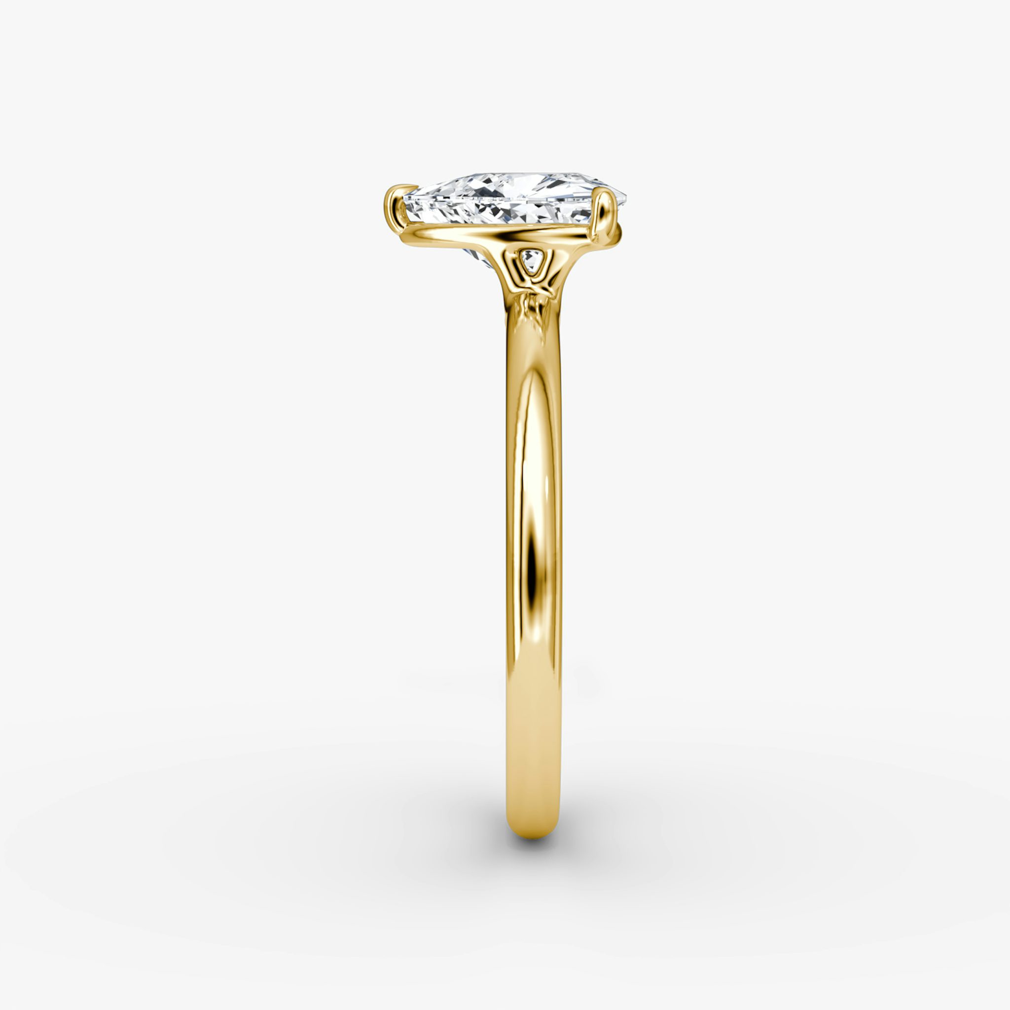 The Signature | Trillion | 18k | Yellow Gold | bandAccent: Plain | bandWidth: large | hiddenHalo: no | diamondOrientation: vertical | caratWeight: other