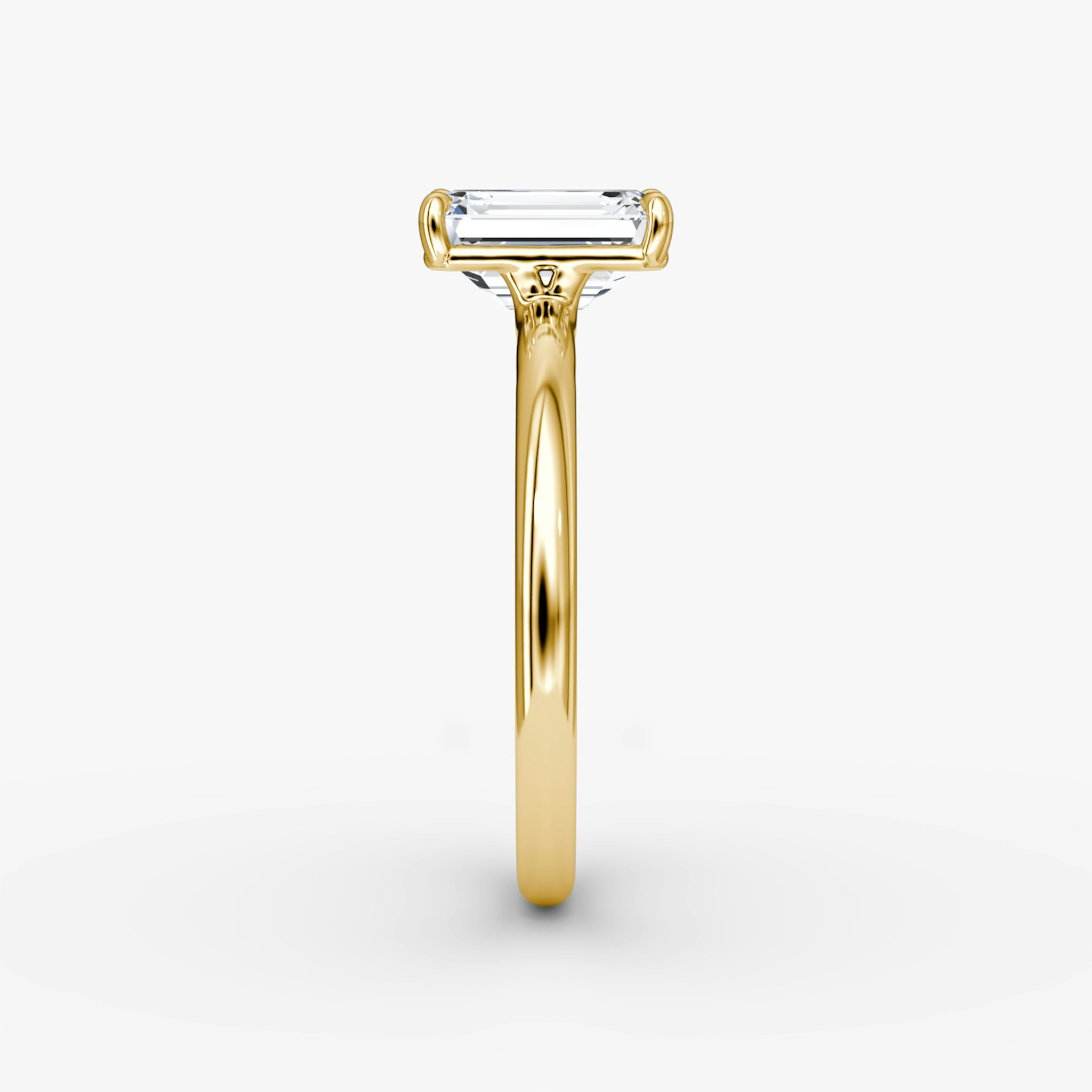 The Signature | Emerald | 18k | Yellow Gold | bandAccent: Plain | bandWidth: large | hiddenHalo: no | diamondOrientation: vertical | caratWeight: other