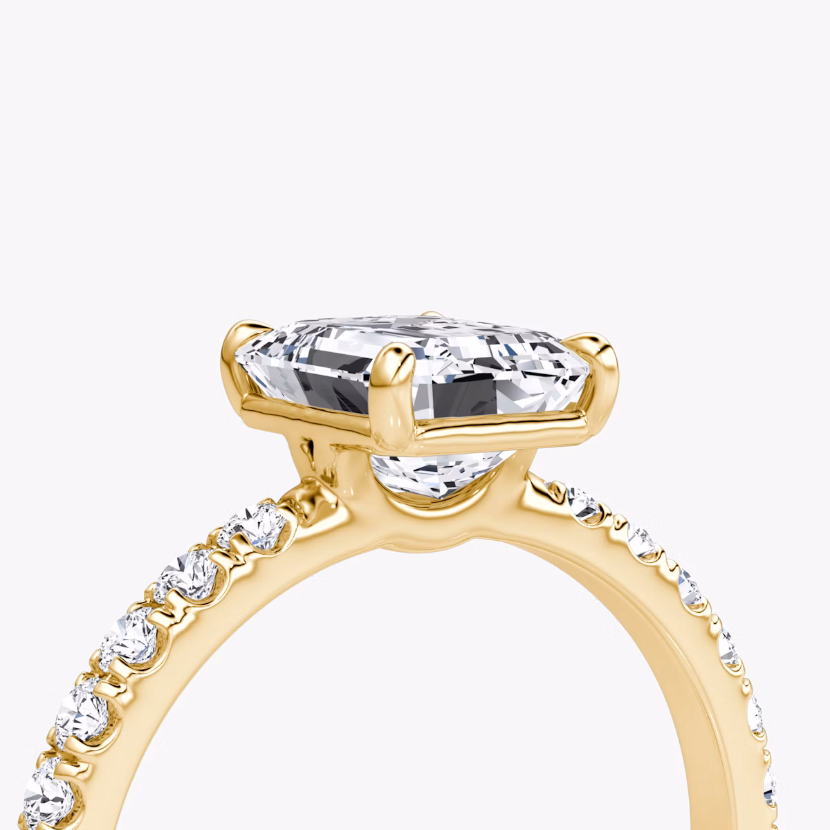 The Signature | Emerald | 18k | Yellow Gold | bandAccent: Pavé | bandWidth: large | hiddenHalo: no | diamondOrientation: vertical | caratWeight: other
