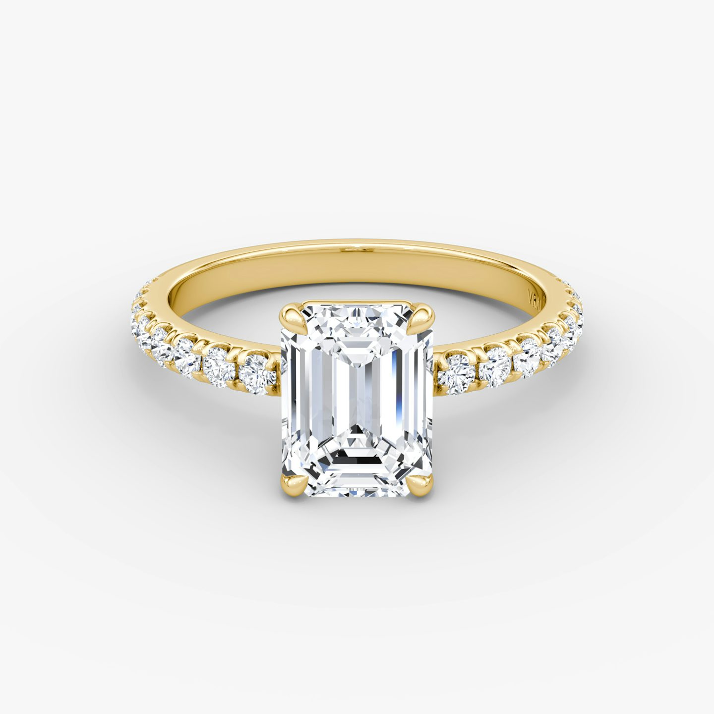 The Signature | Emerald | 18k | Yellow Gold | bandAccent: Pavé | bandWidth: large | hiddenHalo: no | diamondOrientation: vertical | caratWeight: other