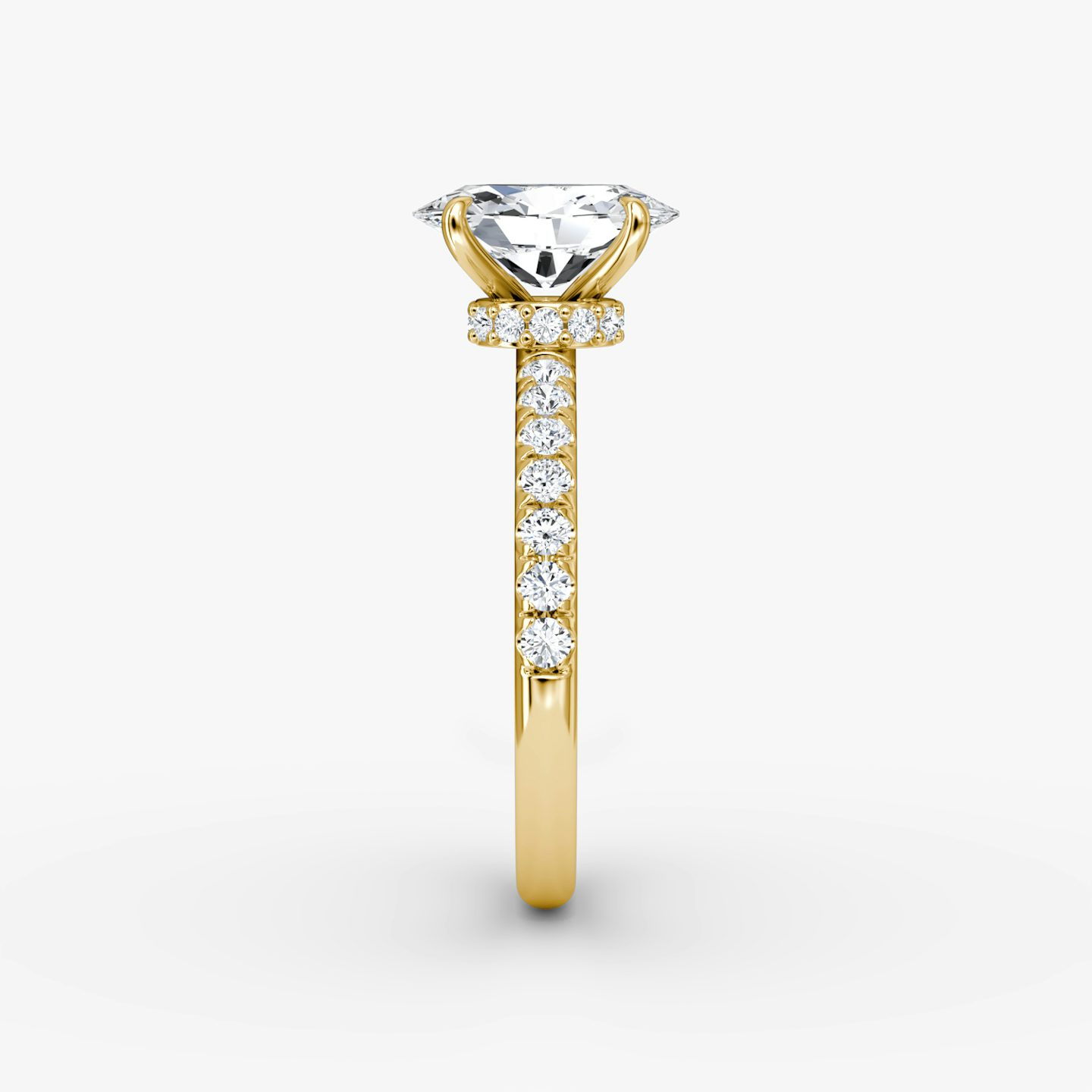 The Veiled Halo | Oval | 18k | Yellow Gold | bandAccent: Pavé | diamondOrientation: vertical | caratWeight: other