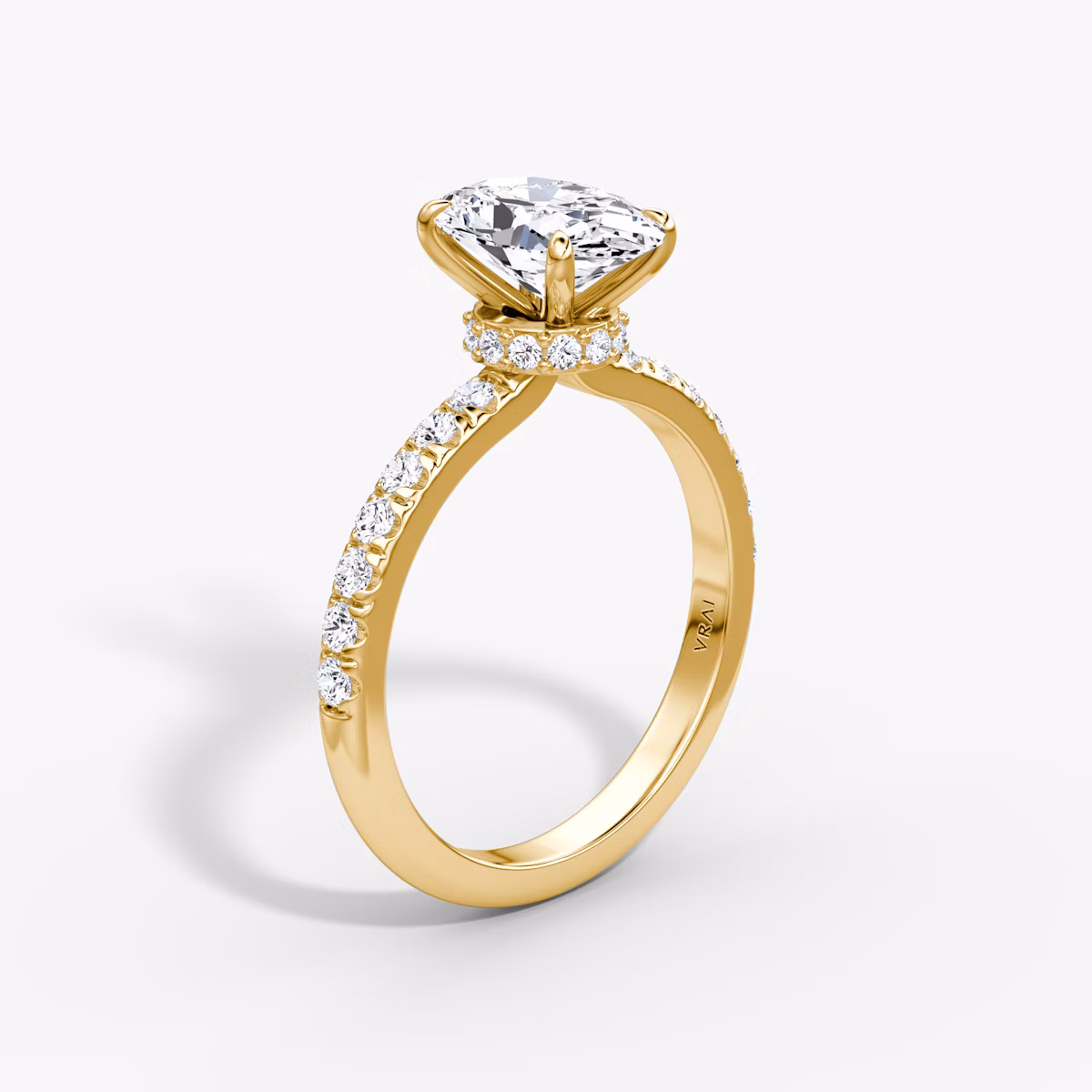 The Veiled Halo | Oval | 18k | Yellow Gold | bandAccent: Pavé | diamondOrientation: vertical | caratWeight: other