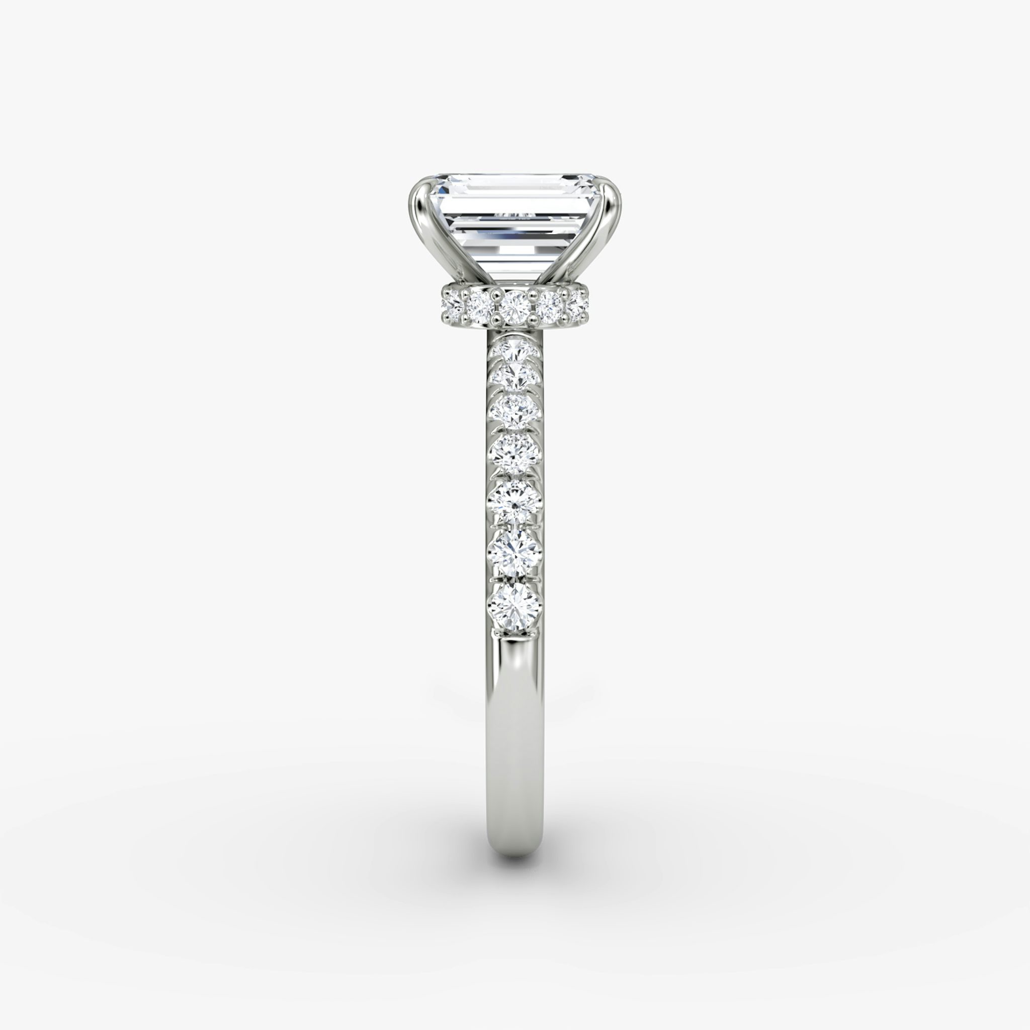 The Veiled Halo | Emerald | 18k | White Gold | bandAccent: Pavé | diamondOrientation: vertical | caratWeight: other