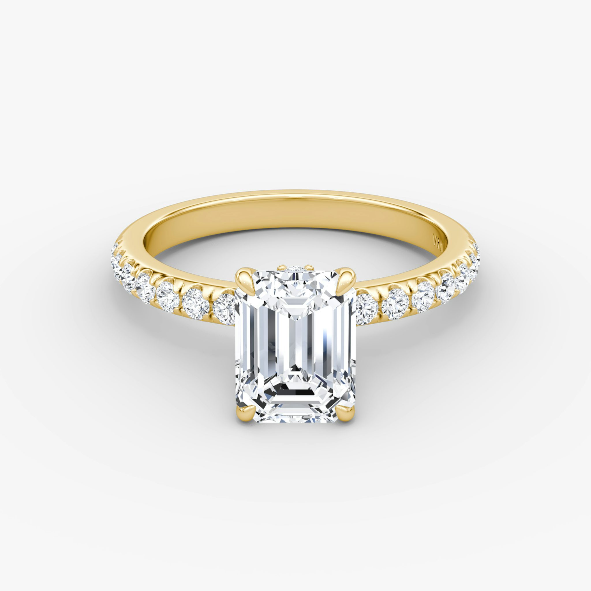 The Veiled Halo | Emerald | 18k | Yellow Gold | bandAccent: Pavé | diamondOrientation: vertical | caratWeight: other