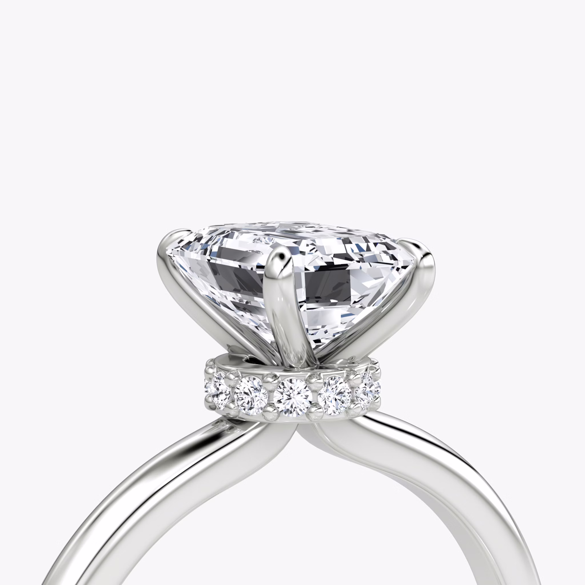 The Veiled Halo | Emerald | Platinum | bandAccent: Plain | diamondOrientation: vertical | caratWeight: other