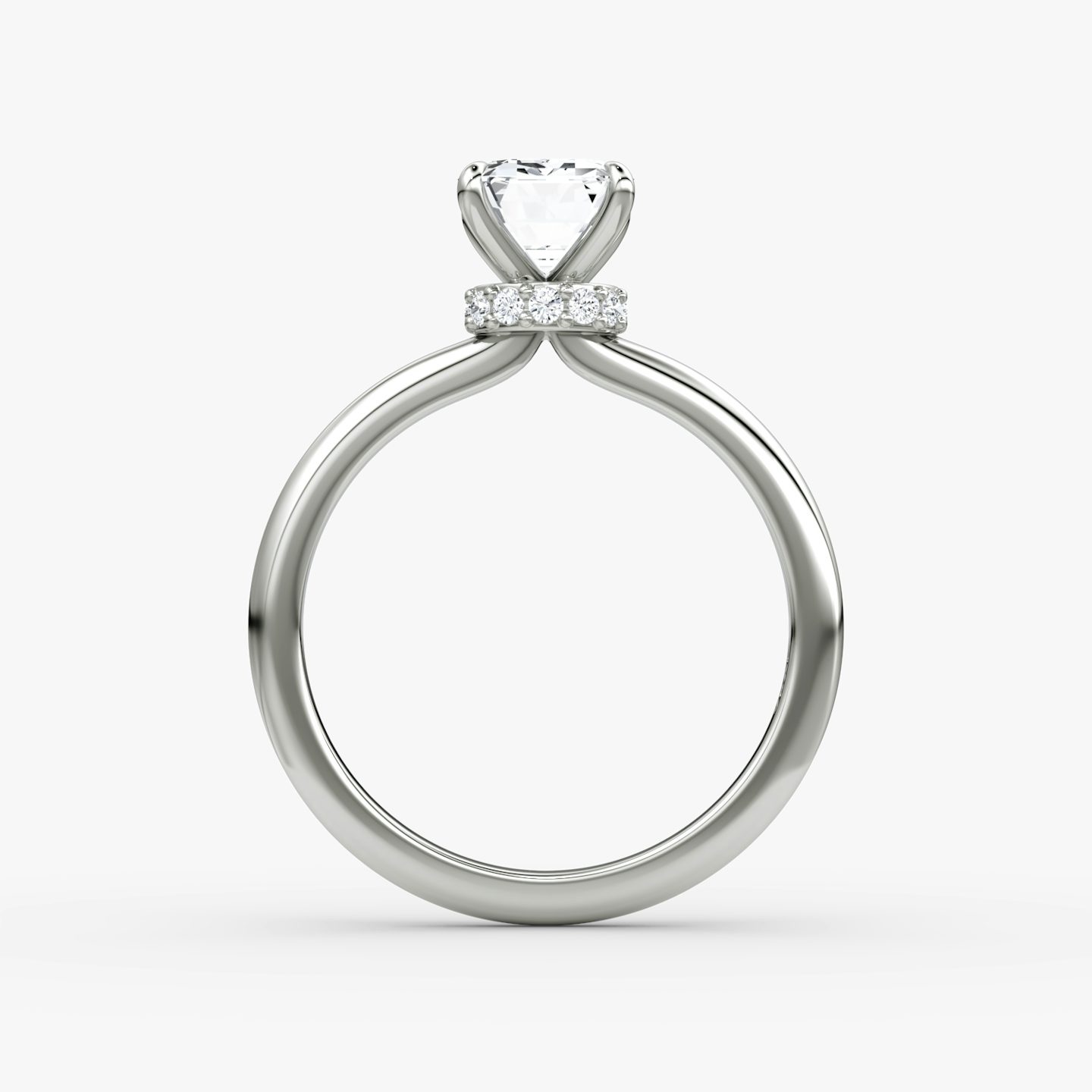 Veiled Halo | Emerald | 18k | Weißgold | bandAccent: Ohne Pavé-Besatz | diamondOrientation: vertical | caratWeight: other