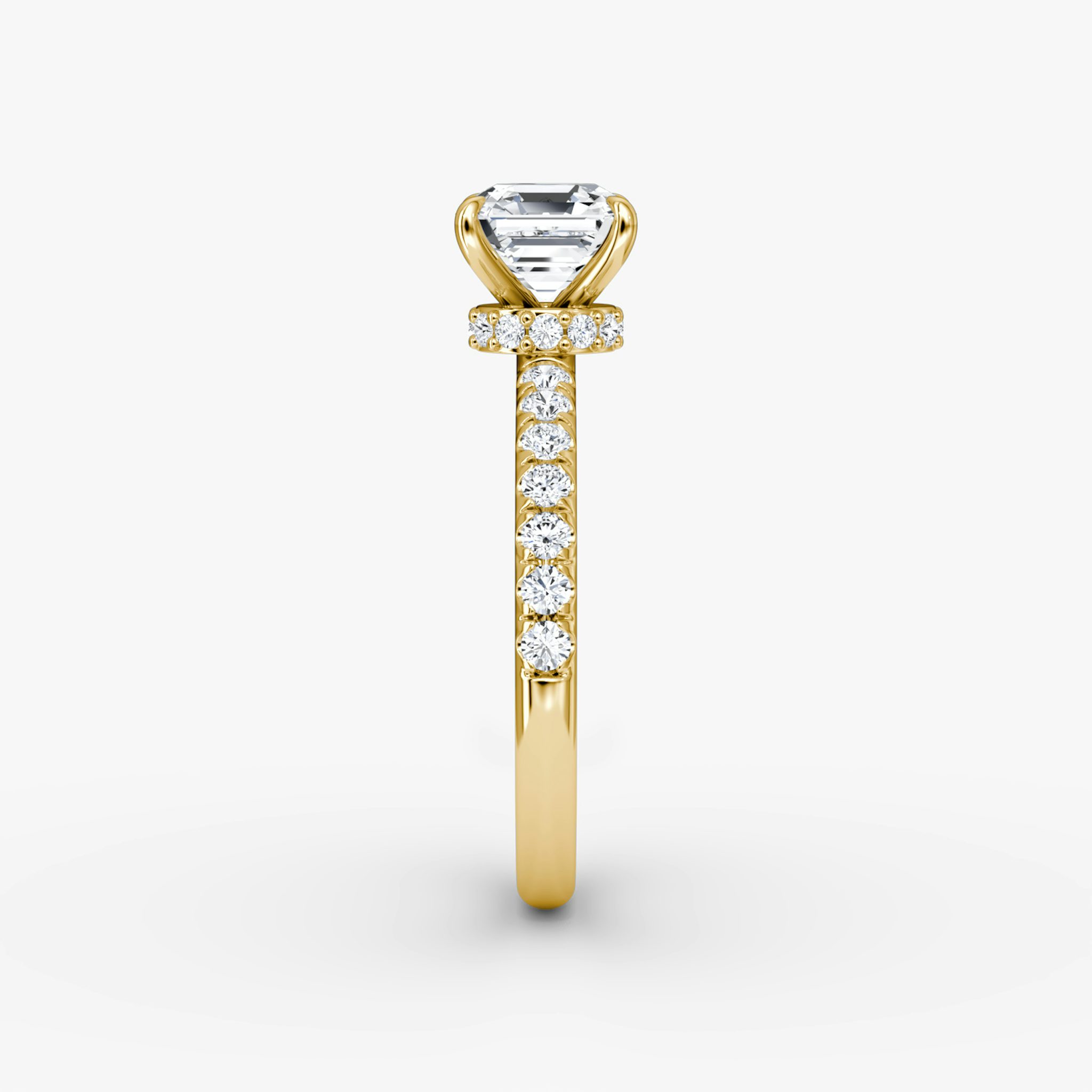 The Veiled Halo | Asscher | 18k | Yellow Gold | bandAccent: Pavé | diamondOrientation: vertical | caratWeight: other
