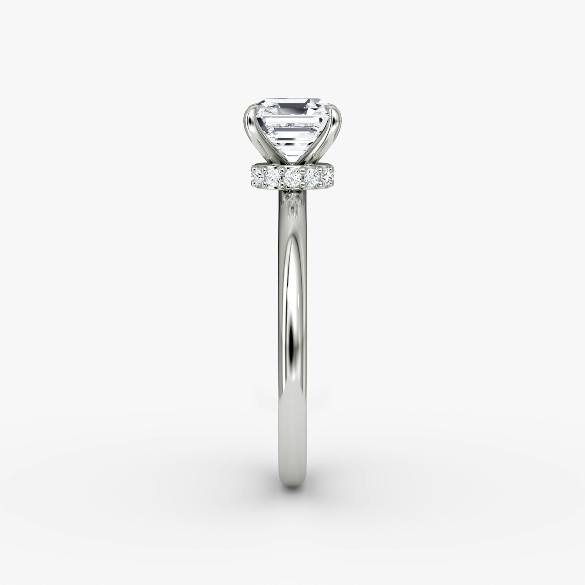 The Veiled Halo | Asscher | Platinum | bandAccent: Plain | diamondOrientation: vertical | caratWeight: other