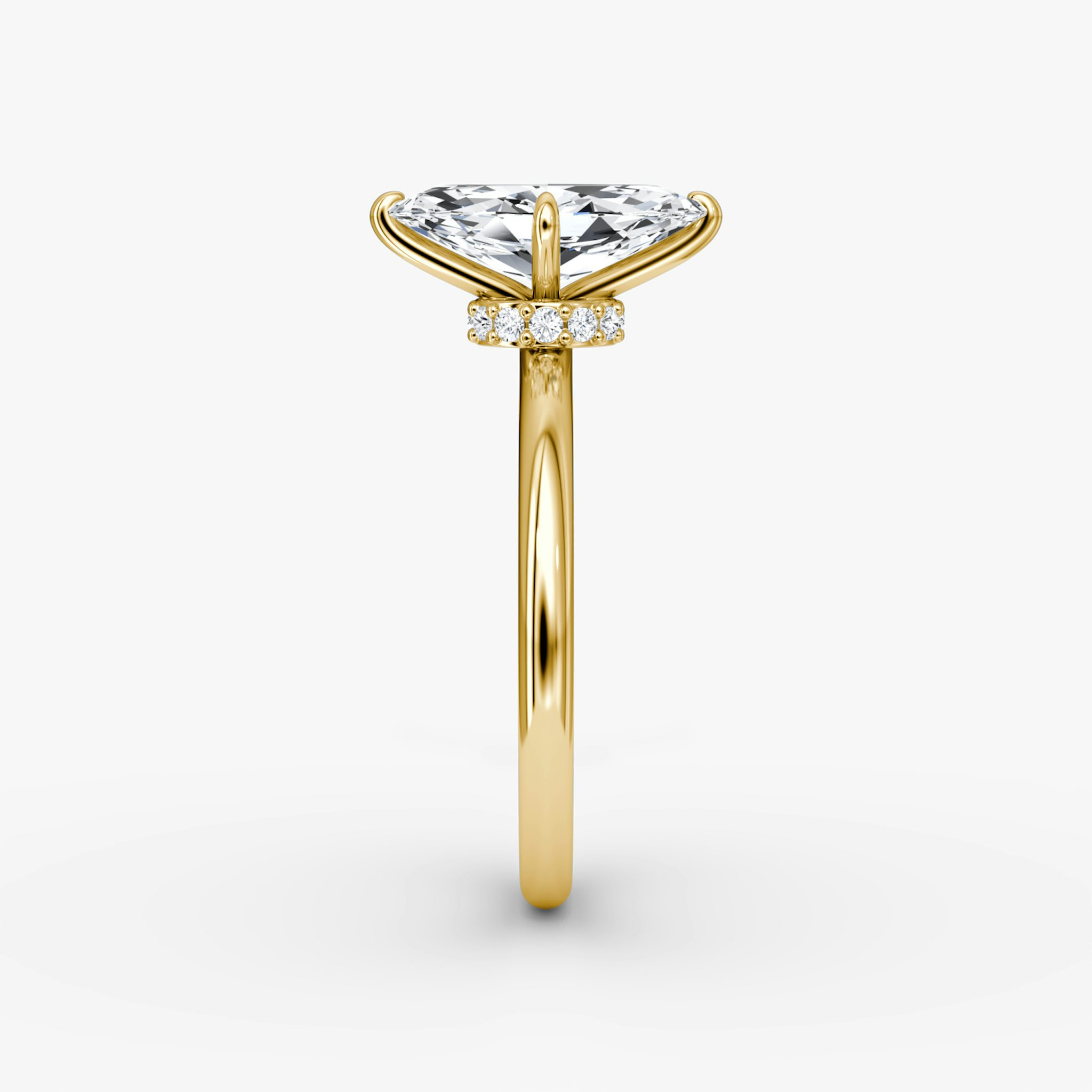 The Veiled Halo | Marquise | 18k | Yellow Gold | bandAccent: Plain | diamondOrientation: vertical | caratWeight: other