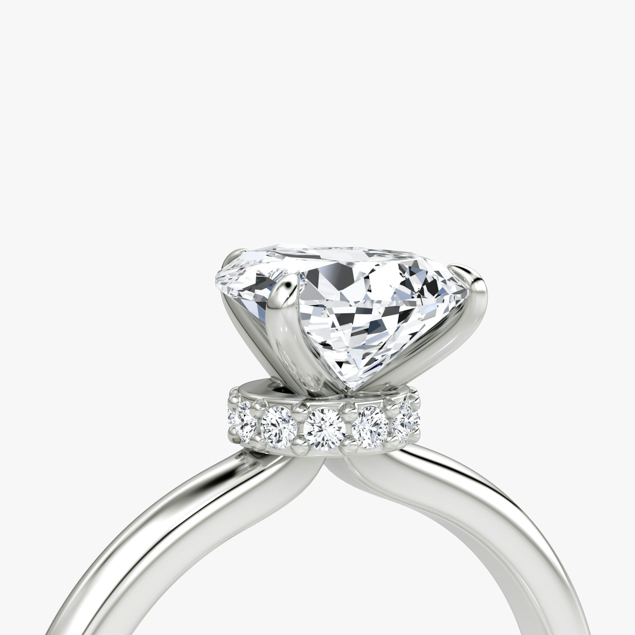 The Veiled Halo | Pear | 18k | White Gold | bandAccent: Plain | diamondOrientation: vertical | caratWeight: other