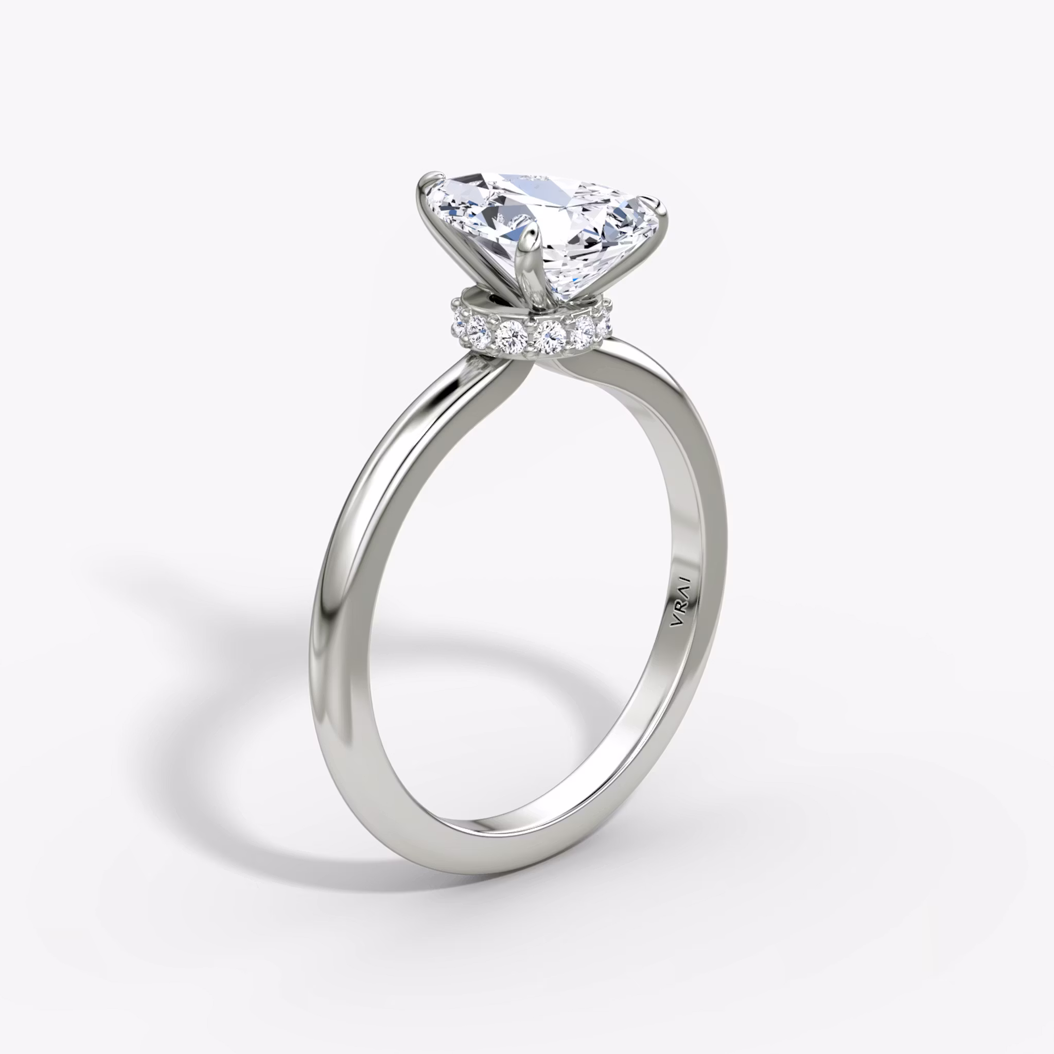 The Veiled Halo Pear | White Gold